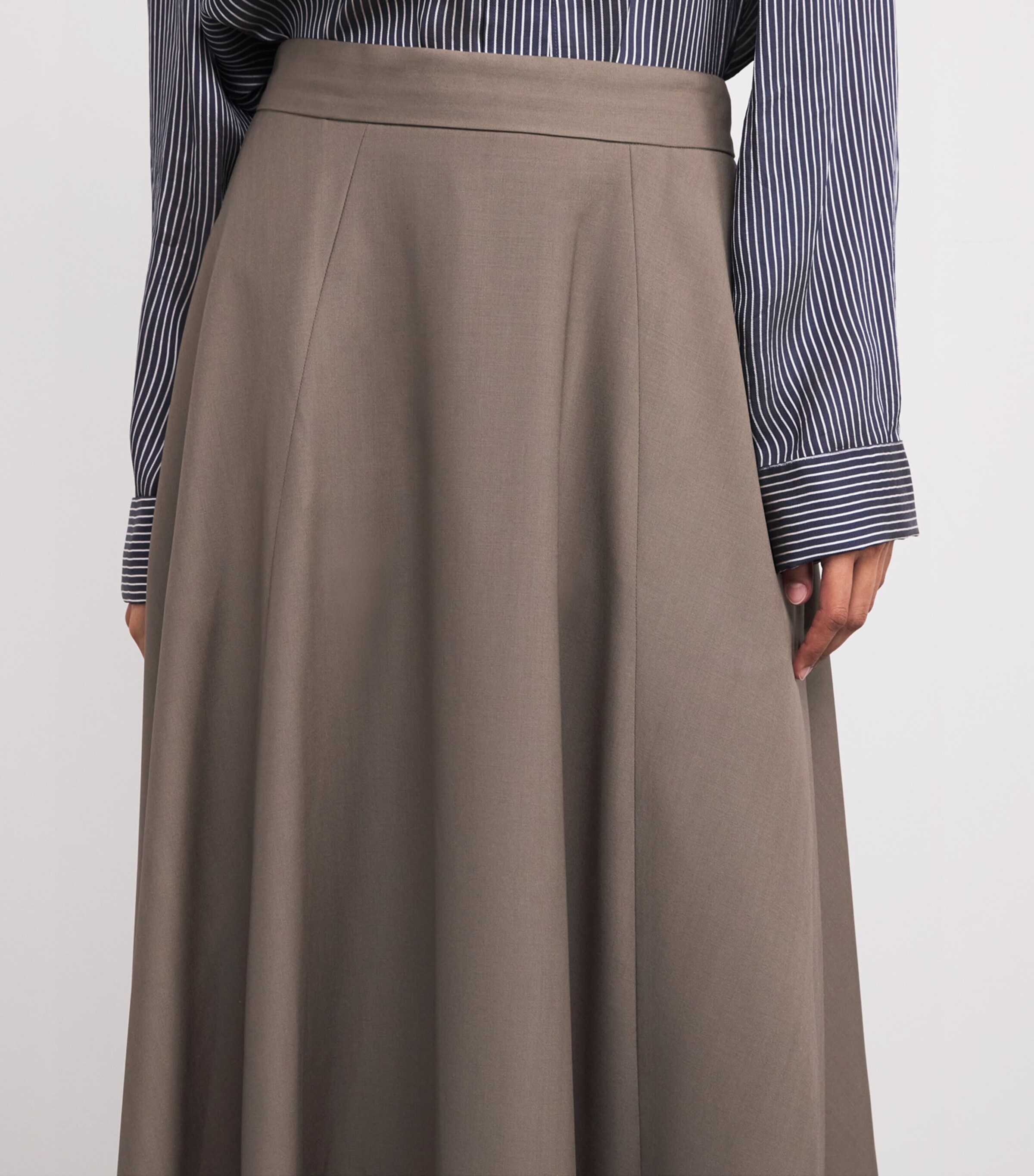 SASUPHI Womens Fresh Wool Lauren Maxi Skirt Mud Image 6