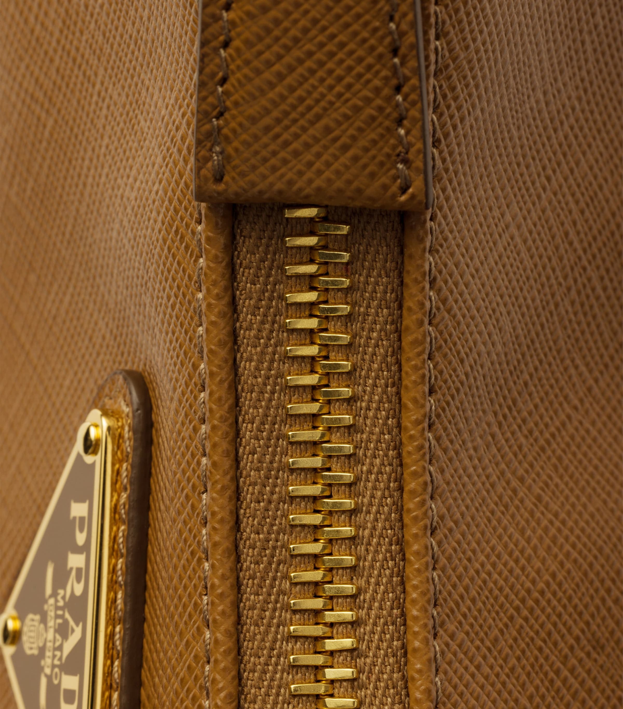 Mini Saffiano Leather Re-Edition Bag F03CW Image 5