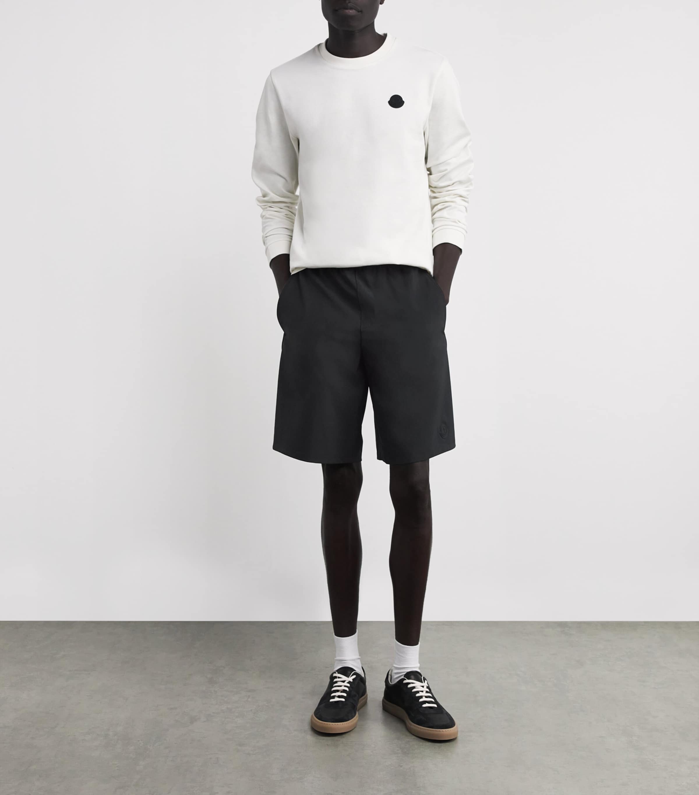 Logo Shorts 999 Image 2