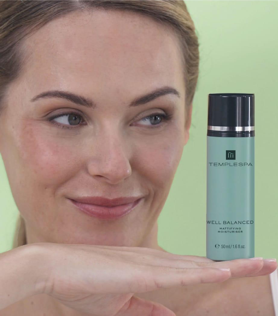 Well Balanced Mattifying Moisturiser (50ml) NO COLOUR Image 3