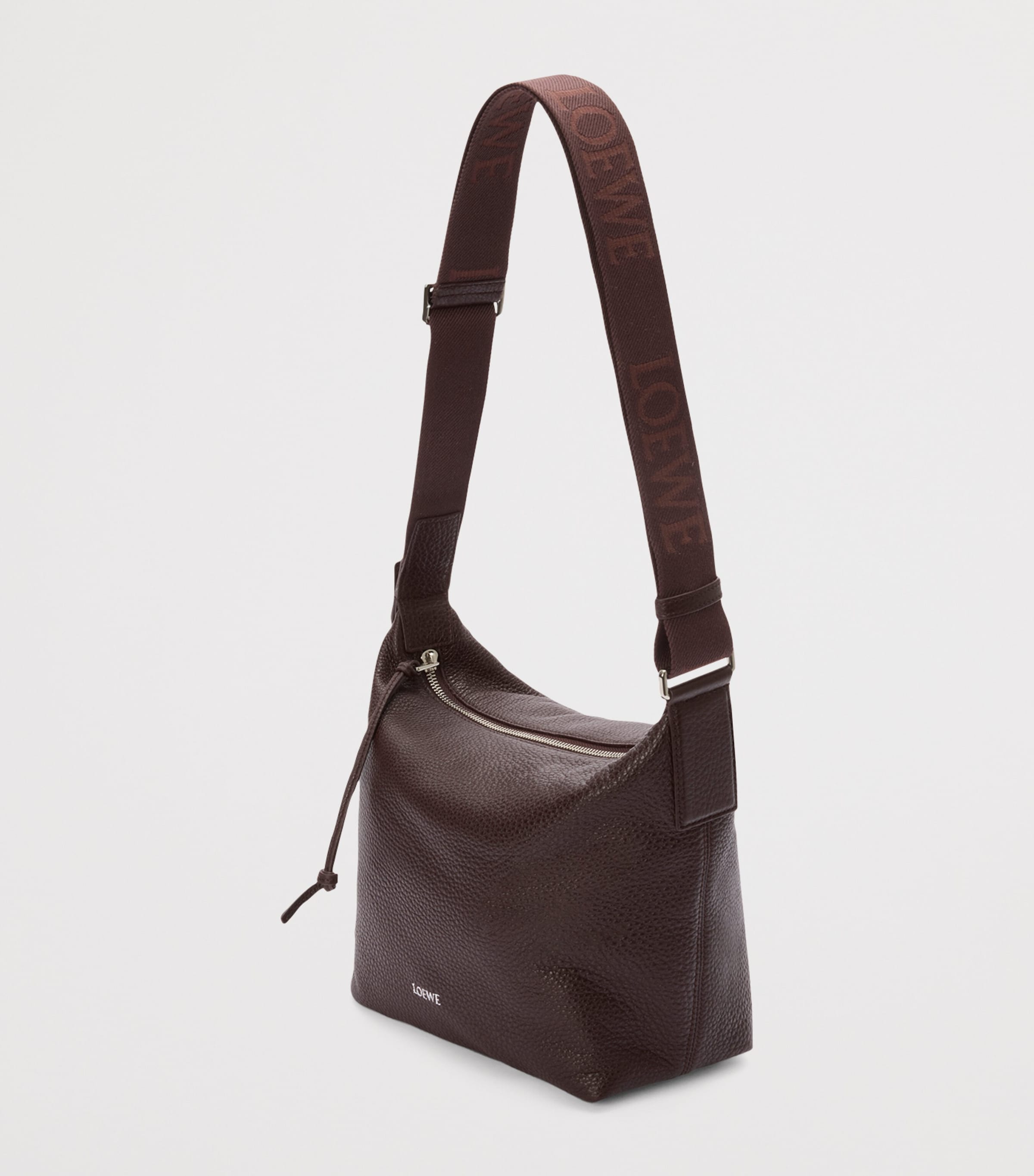 【VIP価格】LOEWE SMALL CUBI LEATHER BAG Cubi Small leather crossbody bag in grey - Loewe | Mytheresa