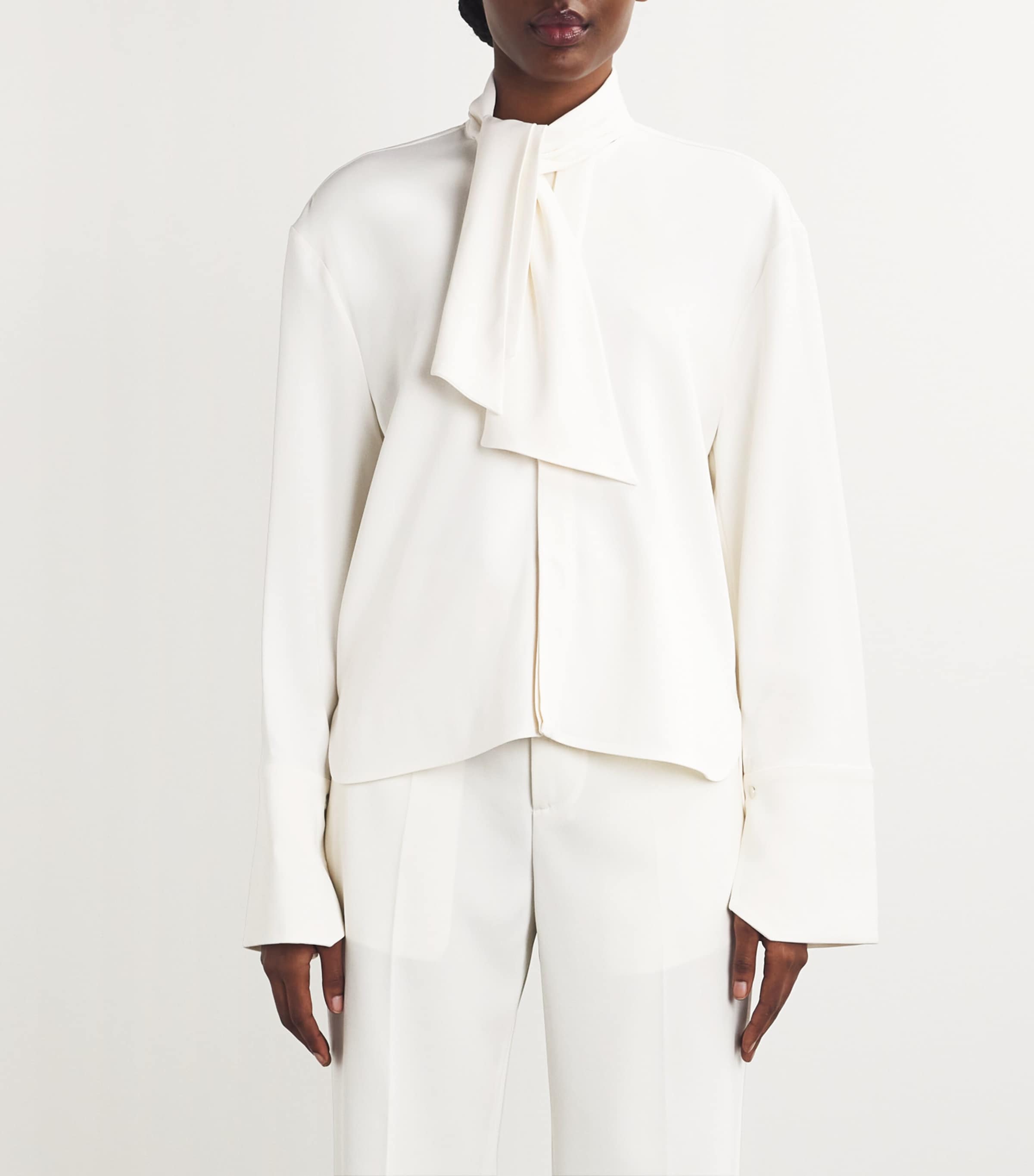 Pussybow Blouse 101 IVORY Image 3