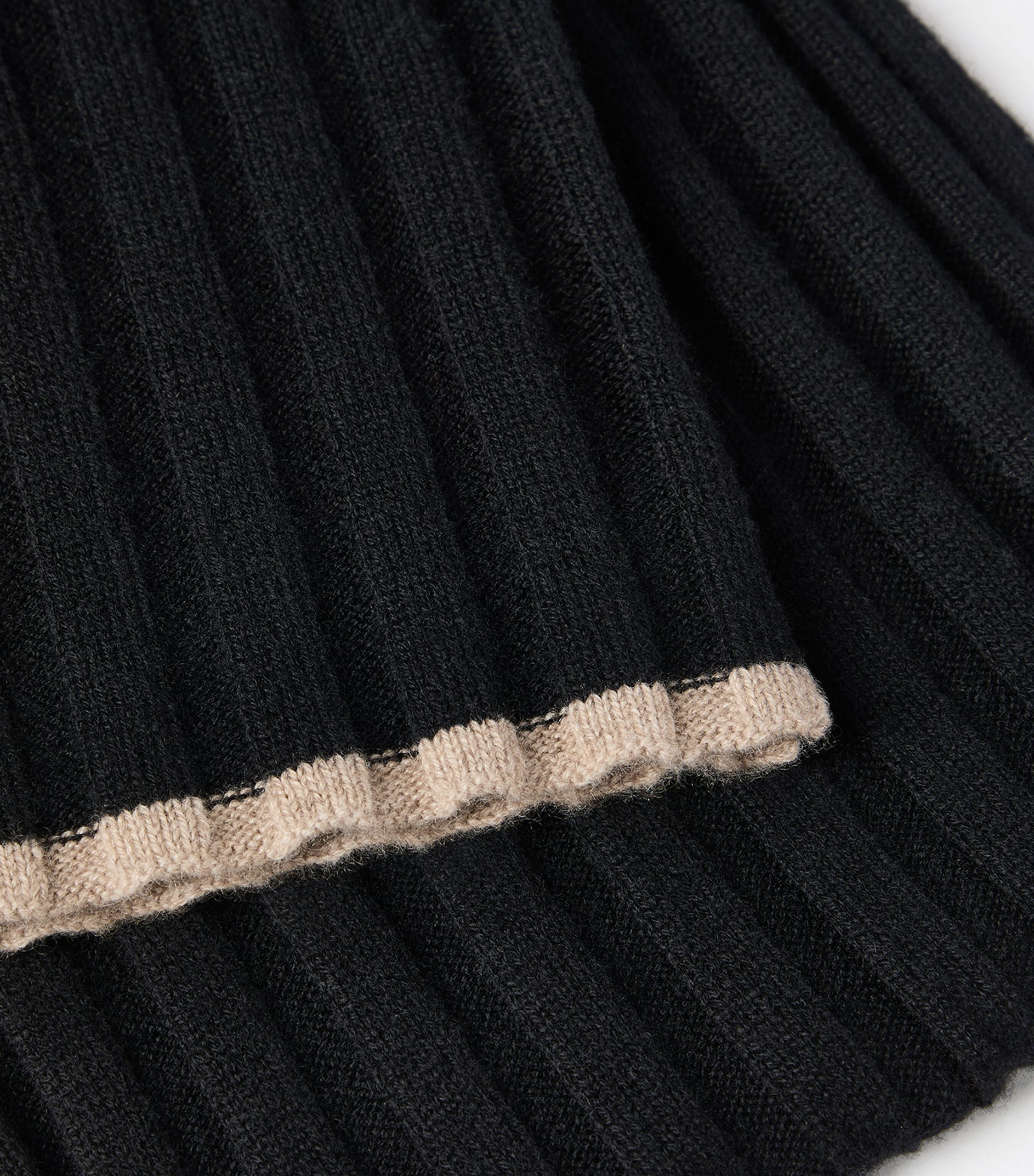 Brunello Cucinelli Cashmere Ribbed Scarf Image 3