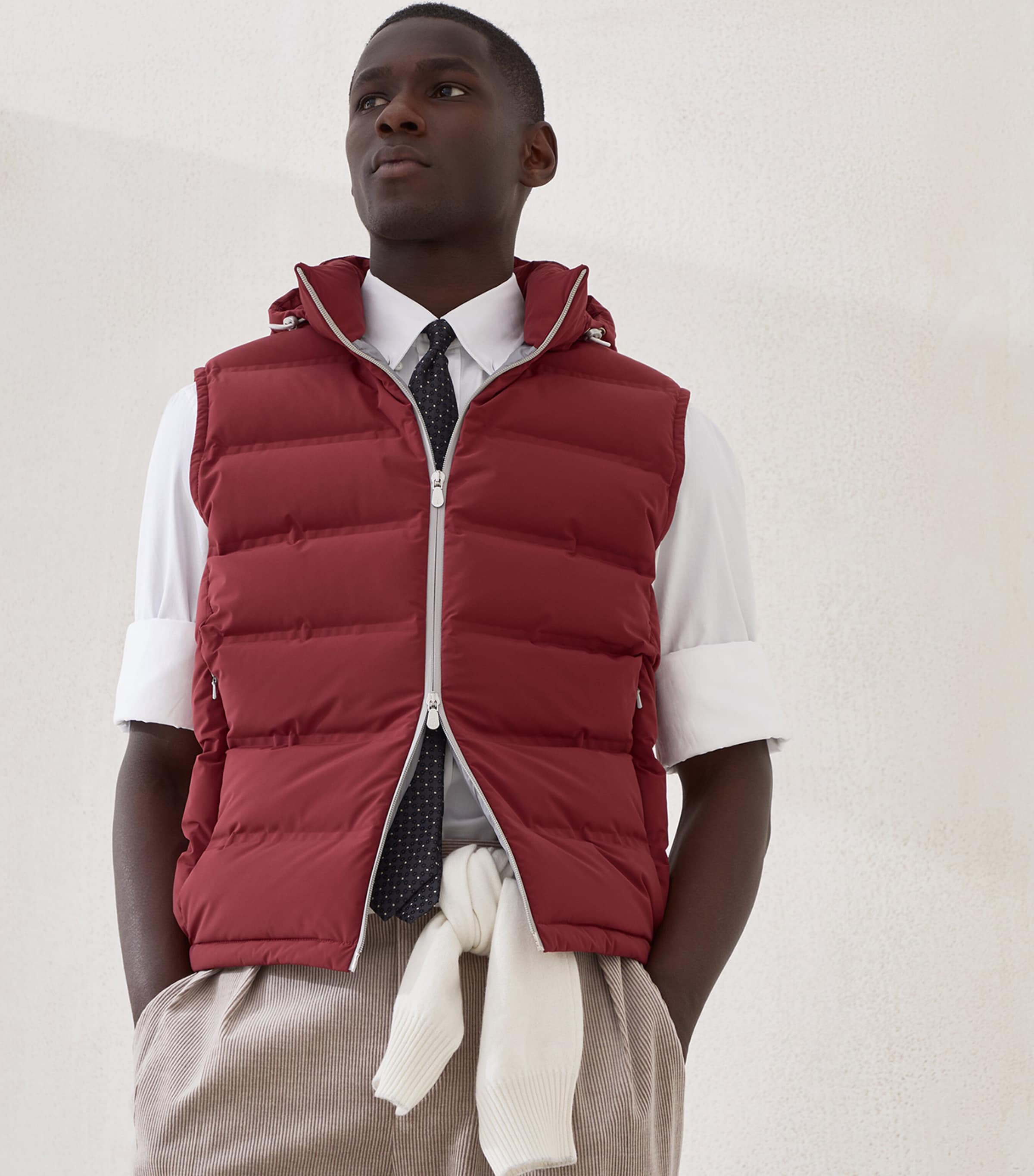 BRUNELLO CUCINELLI ダウンベスト メンズ 向け ネイビーブルー ライトウェイト ダウンベスト | Brunello