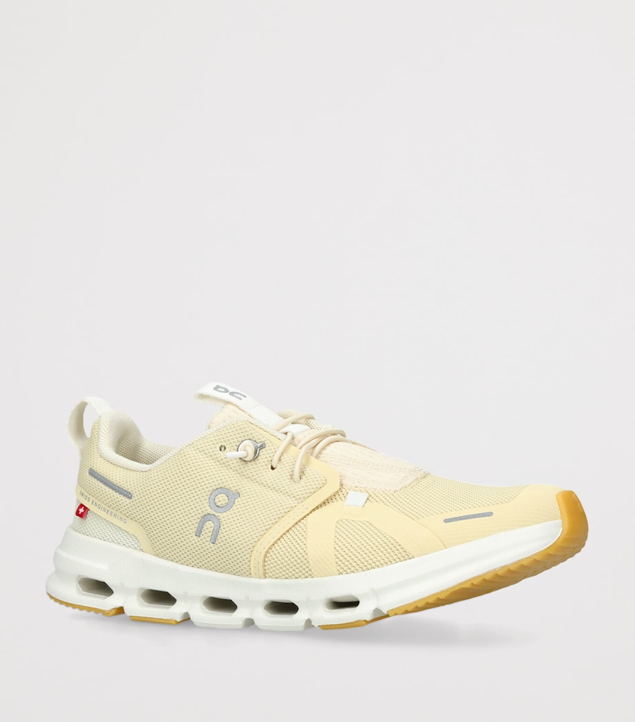 Cloud Sky Trainers YELLOW Image 3