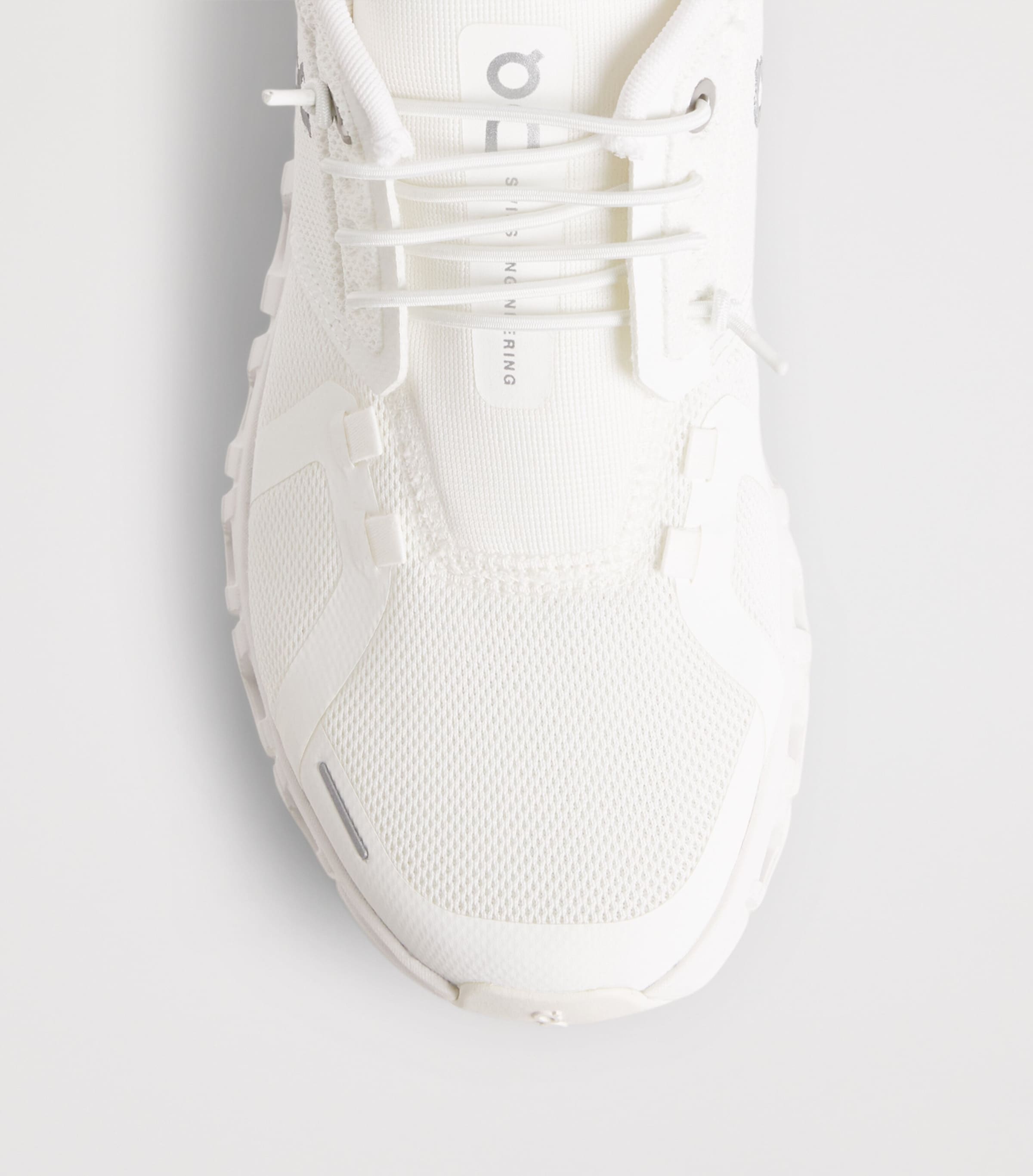On Womens Cloud 6 Trainers White | White Image 6