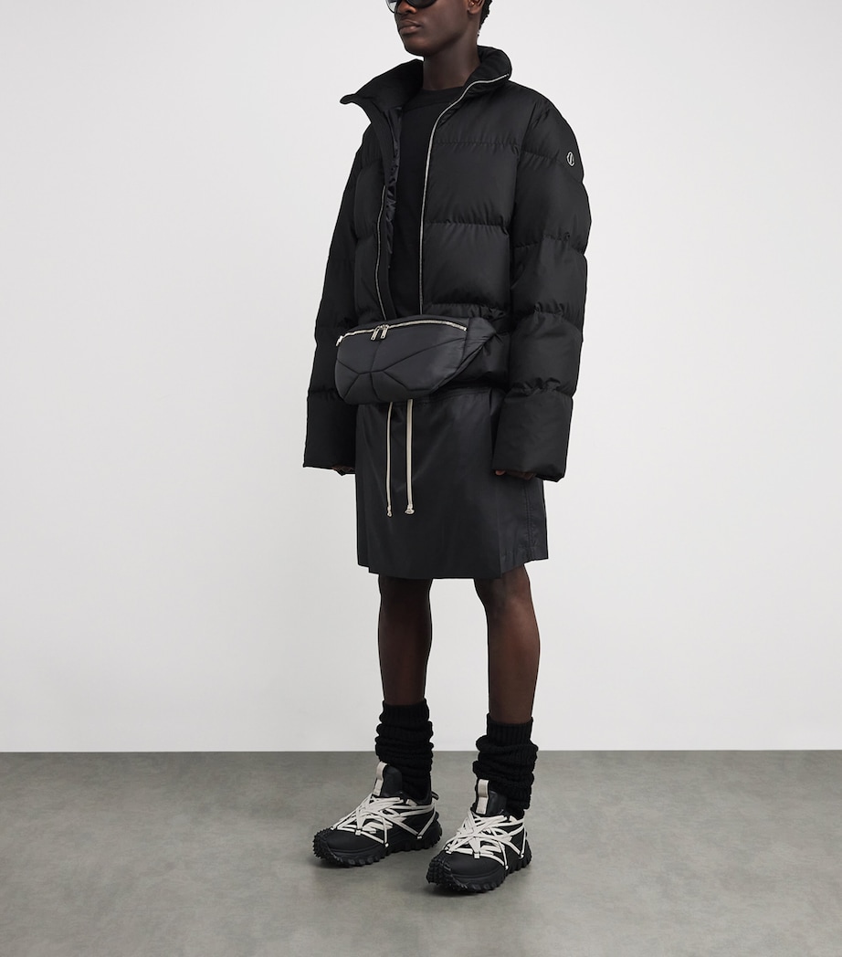 x Moncler Down Marsupio Belt Bag 999 - BLACK Image 6