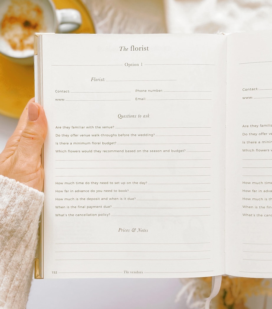 Blush and Gold Luxury Wedding Planner White, Green, Gold Image 6