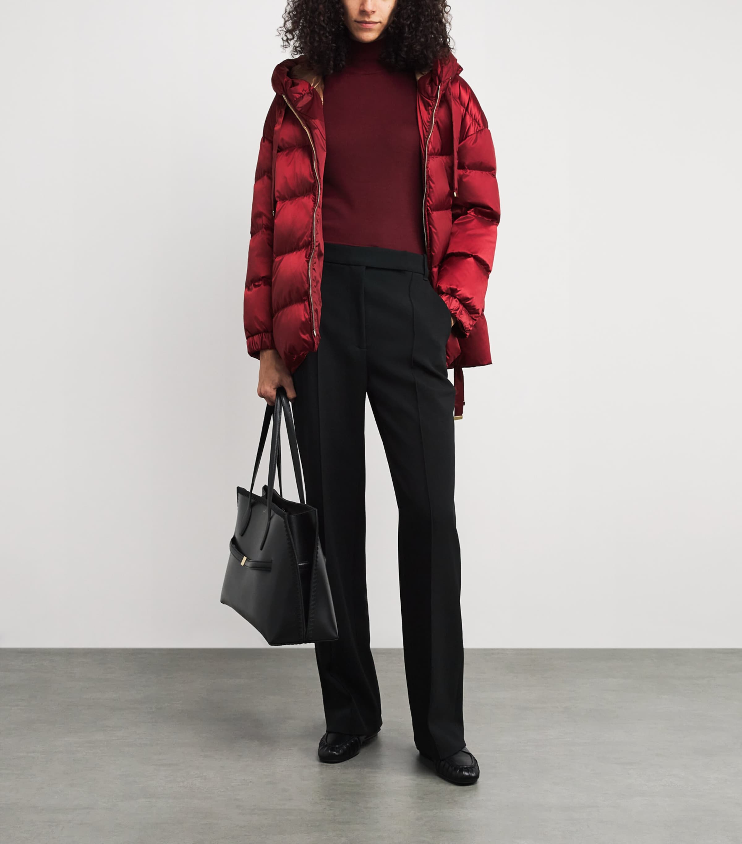 Water-Resistant Down Puffer Jacket RED Image 2