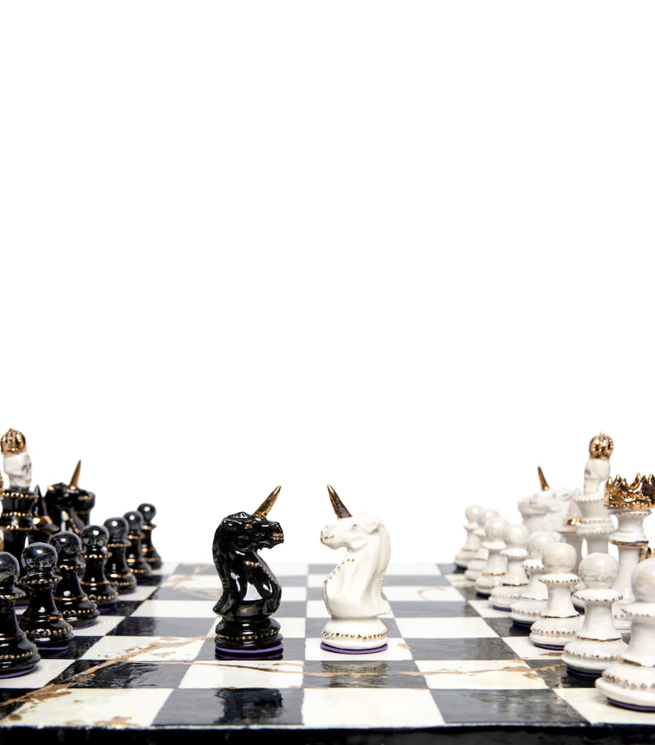 Purling Gold Leaf Bones of Stone Chess Set Black Image 5