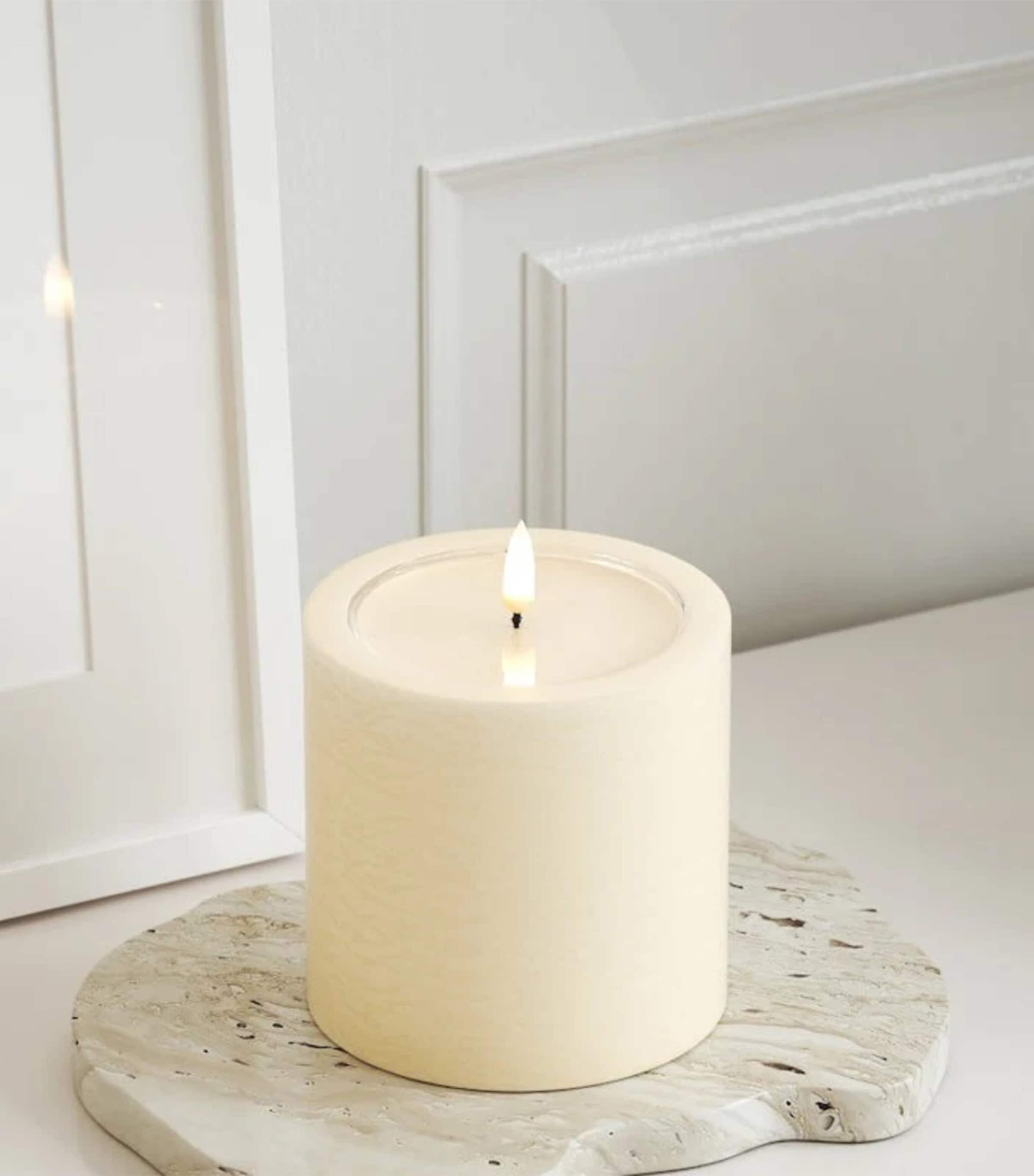 Deluxe Homeart Unique Pillar Candle (10cm) Cream Image 3