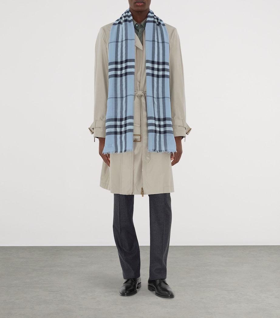 Wool Wide Check Scarf BANK BLUE Image 3