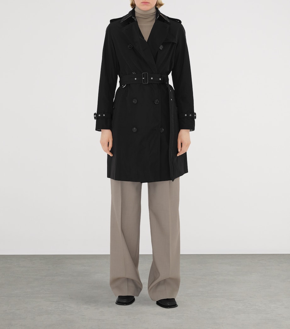 Burberry Womens Lightweight Kensington Trench Coat Black Image 2