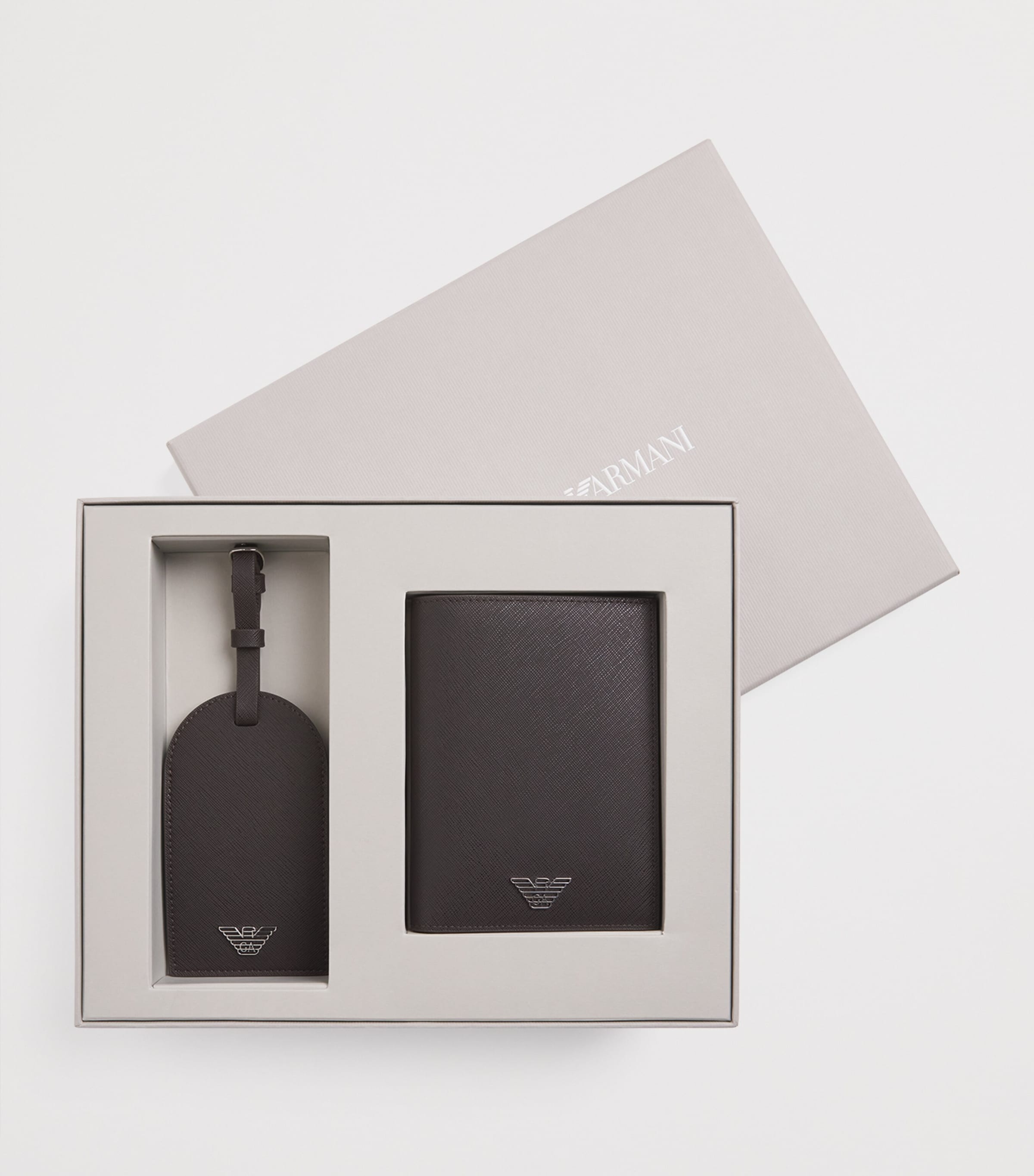 Leather Passport Holder and Tag Set UB104 Image 2