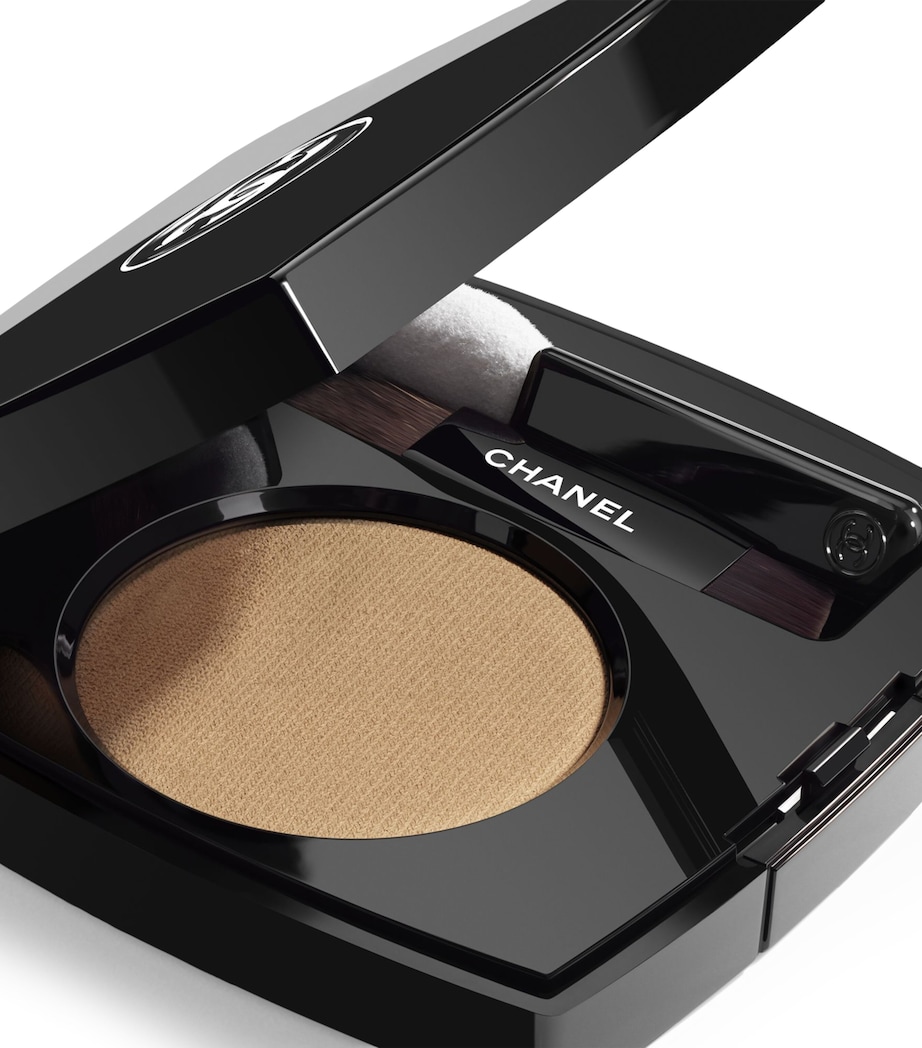 Ombre Essentielle Multi-Use Longwearing Eyeshadow 242 BEIGE SUEDE Image 2