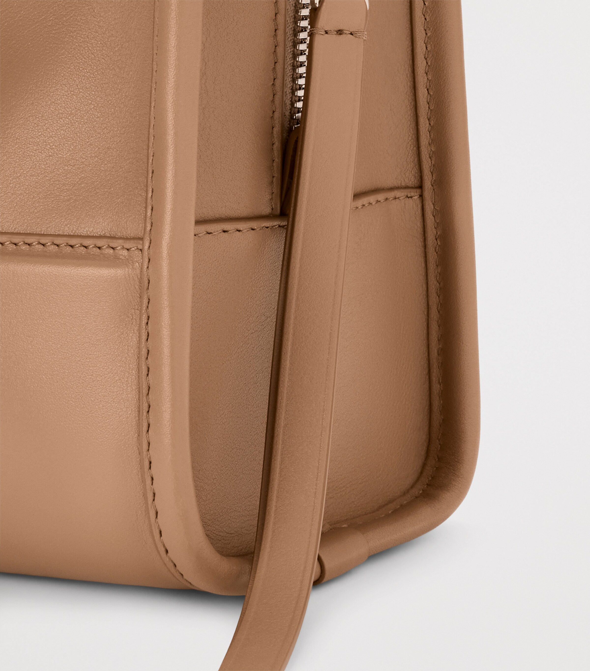 LOEWE Small Leather Amazona 180 Top-Handle Bag Mocha Image 7