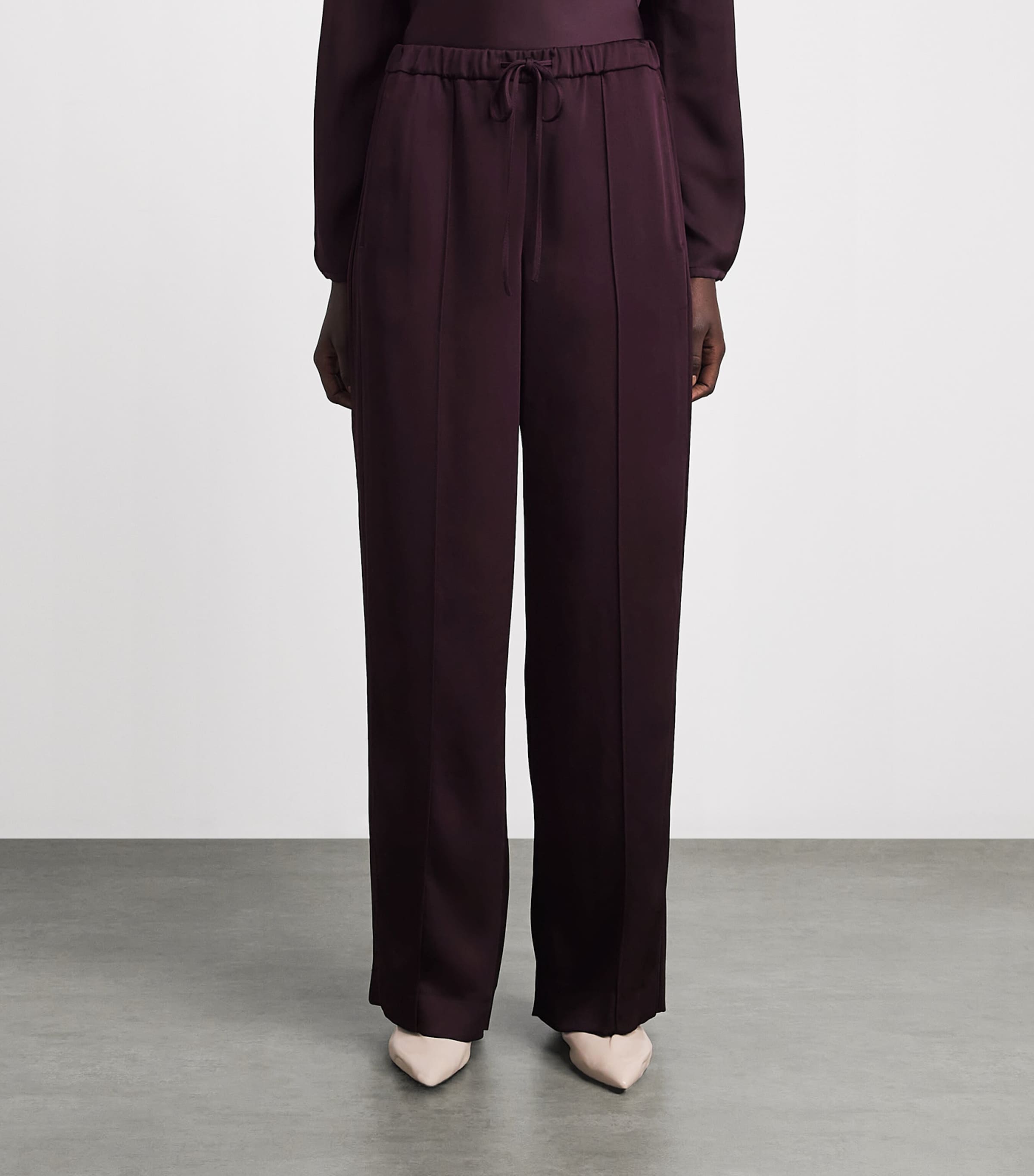 Vince Womens Utility Drawstring Trousers Blackberry Image 4