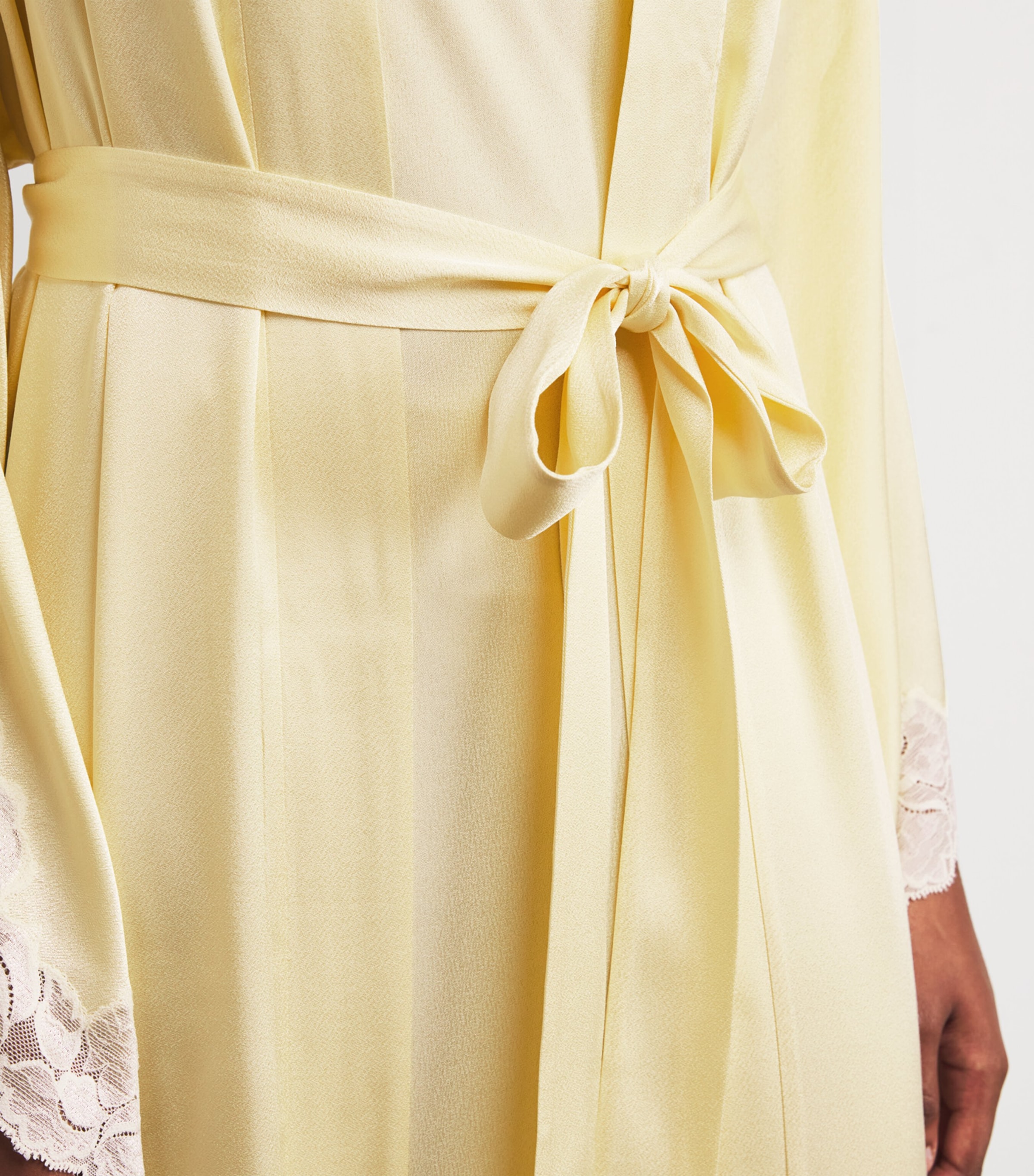 Satin Lace-Trim Heidi Robe (XS/S) BUTTER YELLOW Image 4