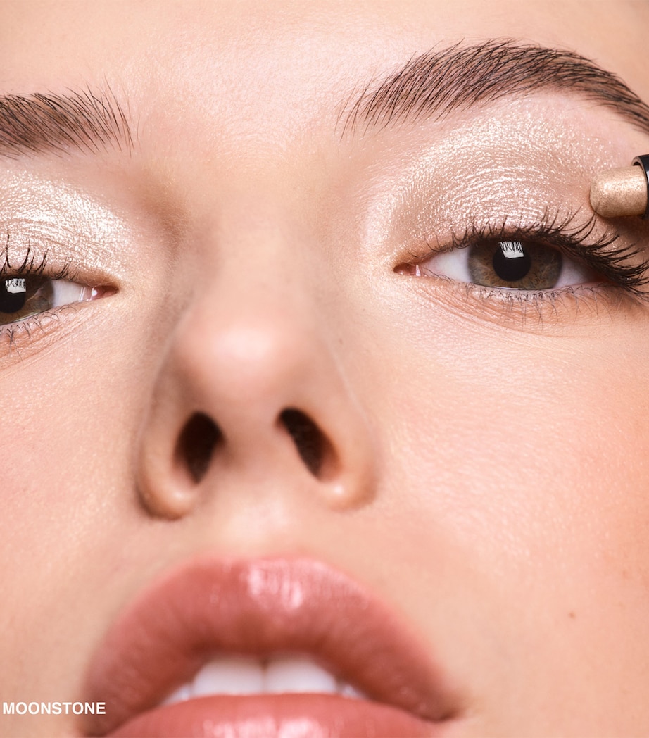 Long-Wear Crème Shadow Stick SMOKEY TOPAZ Image 6