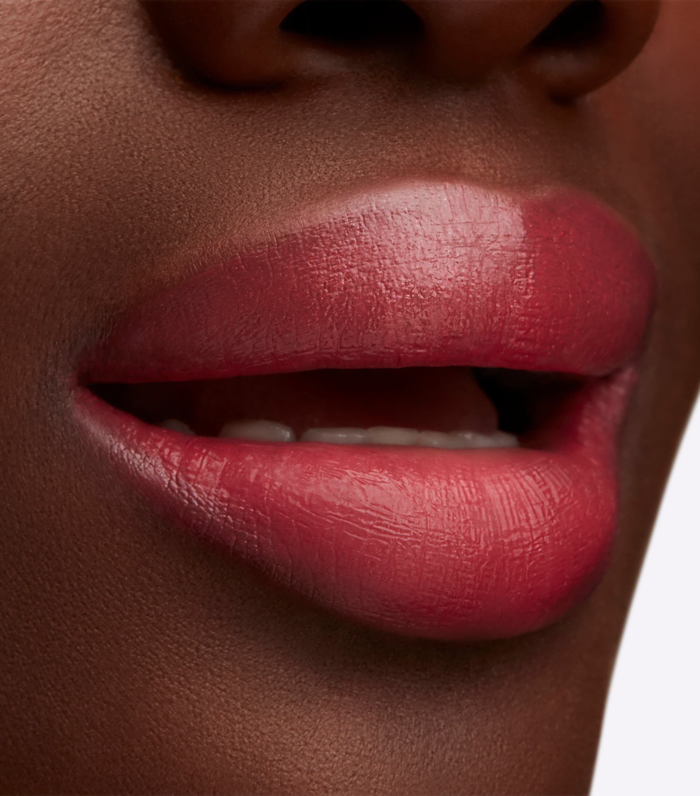 Lustreglass Sheer-Shine Lipstick BEAM THERE DONE THAT Image 8