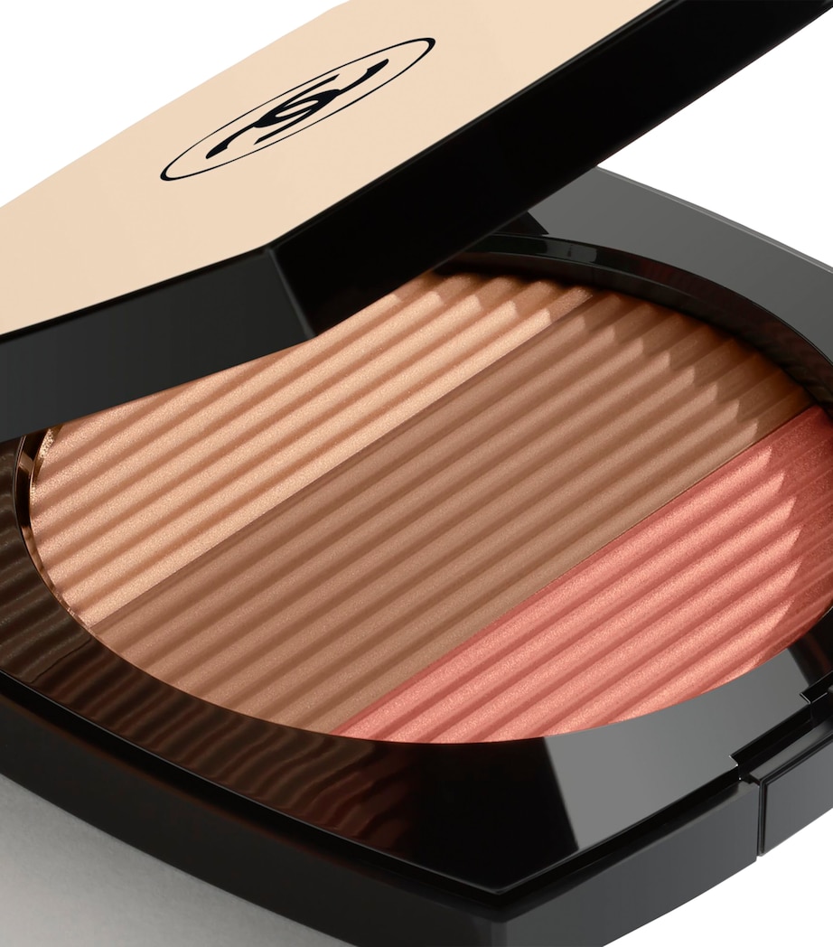 LES BEIGES Healthy Glow Sun-Kissed Powder LIGHT CORAL Image 2