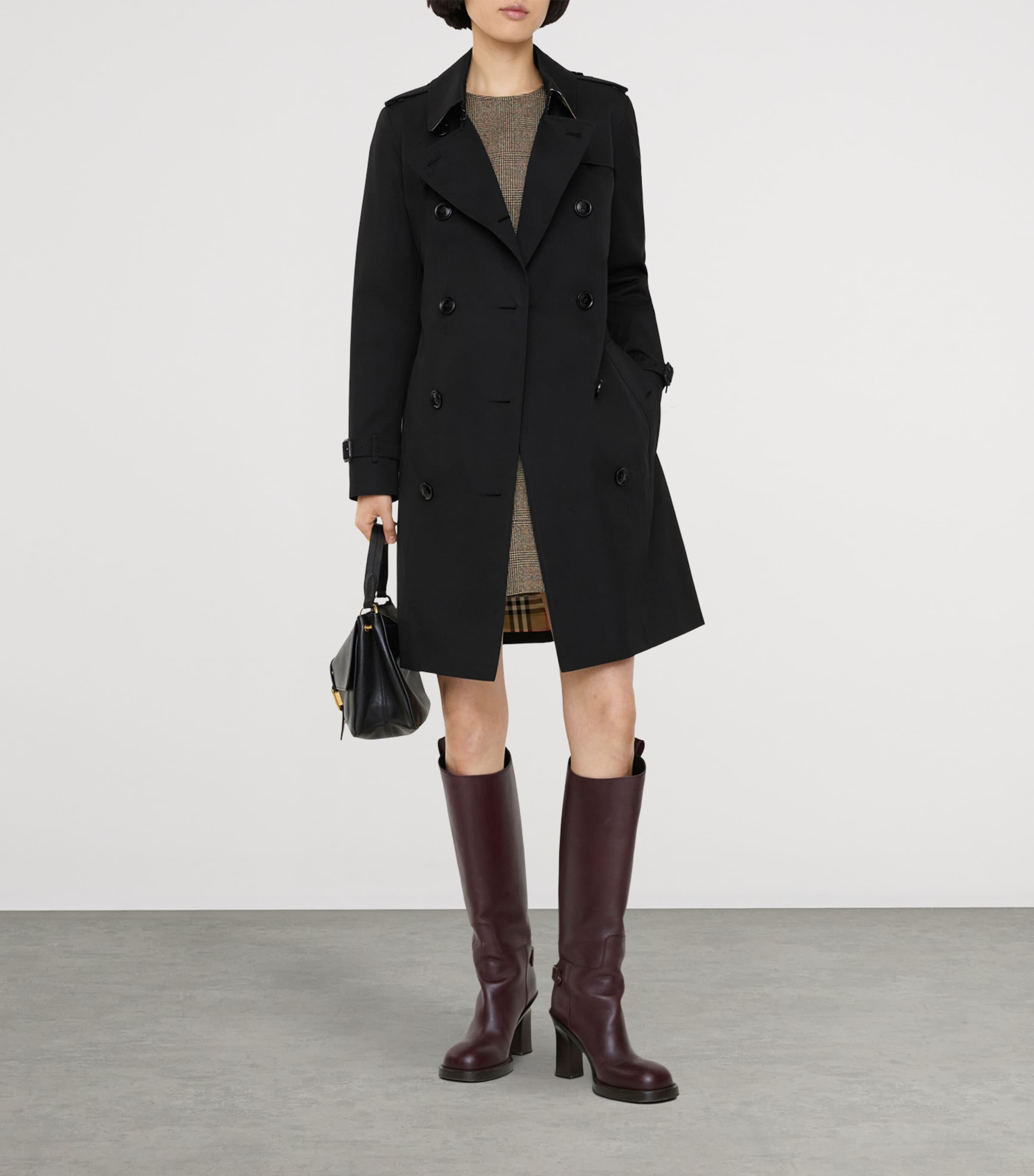Burberry Womens Gabardine Chelsea Heritage Trench Coat Black Image 3