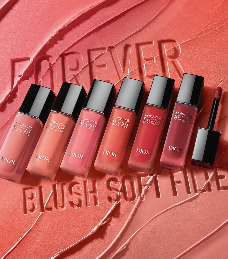 Dior Forever Soft Filter Liquid Blush 05 Image 5
