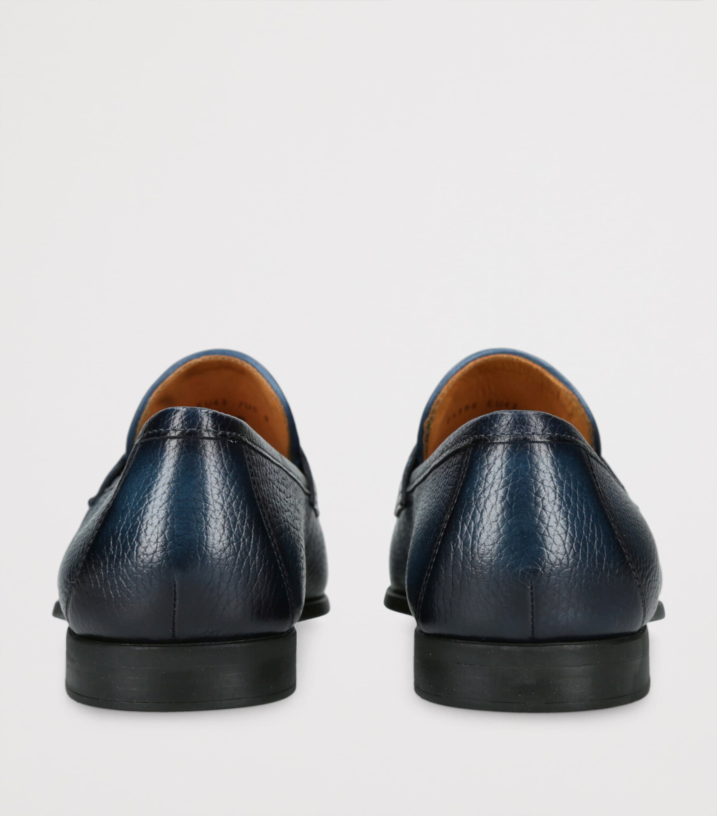 Magnanni Leather Diezma II Loafers Navy Image 2