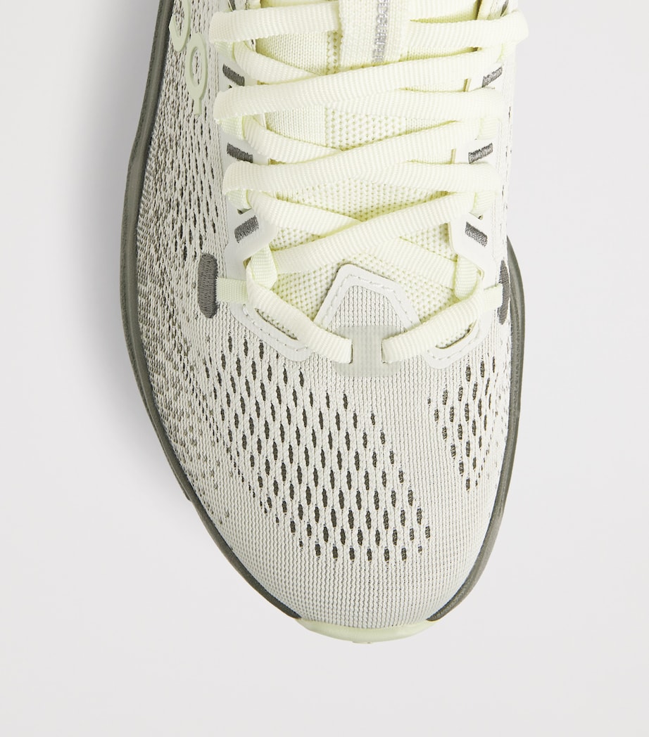 On Cloudsurfer Max Trainers Seedling | Olive Image 6