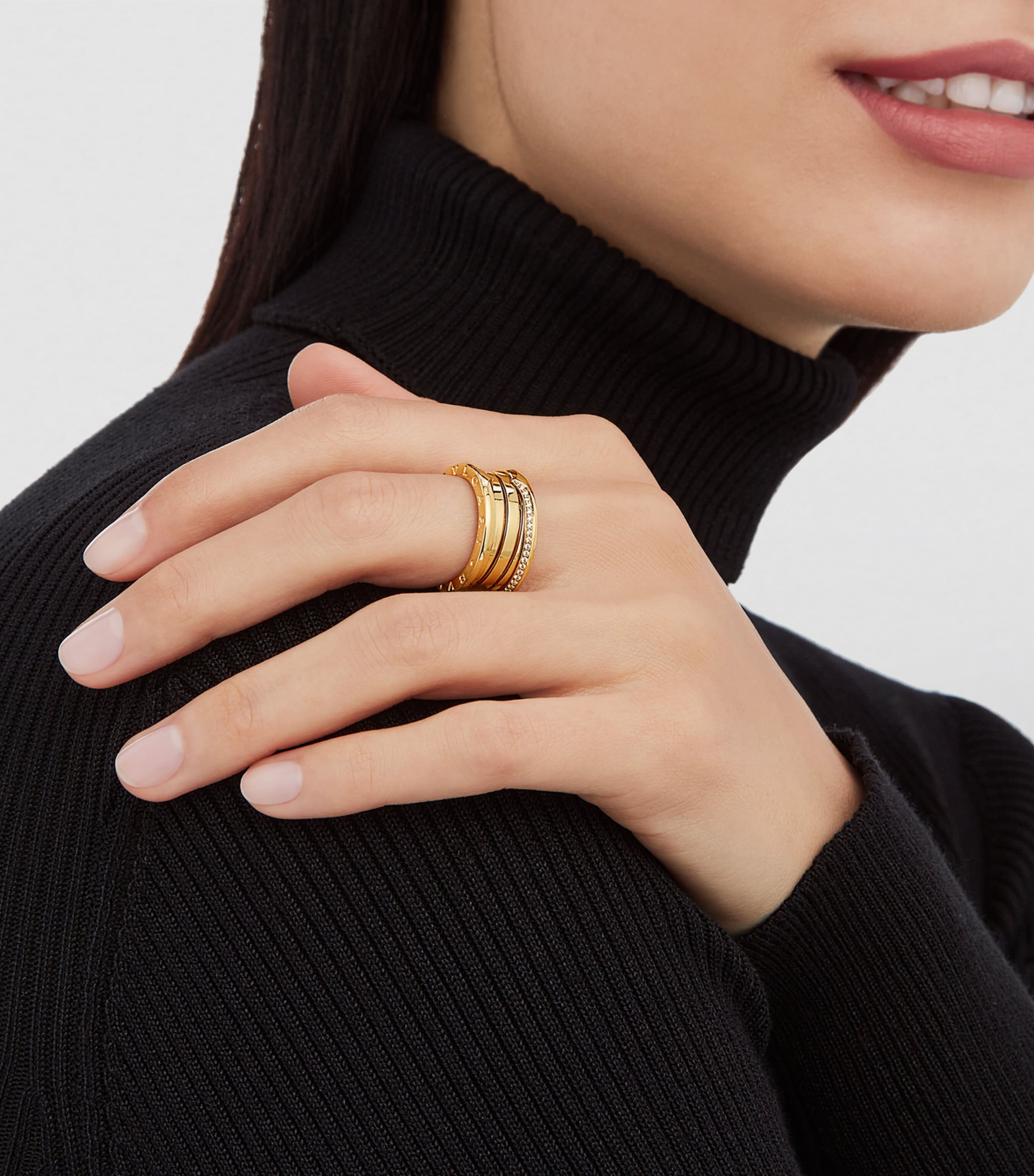 Yellow Gold and Diamond B.zero1 Three-Band Ring YELLOW GOLD Image 5