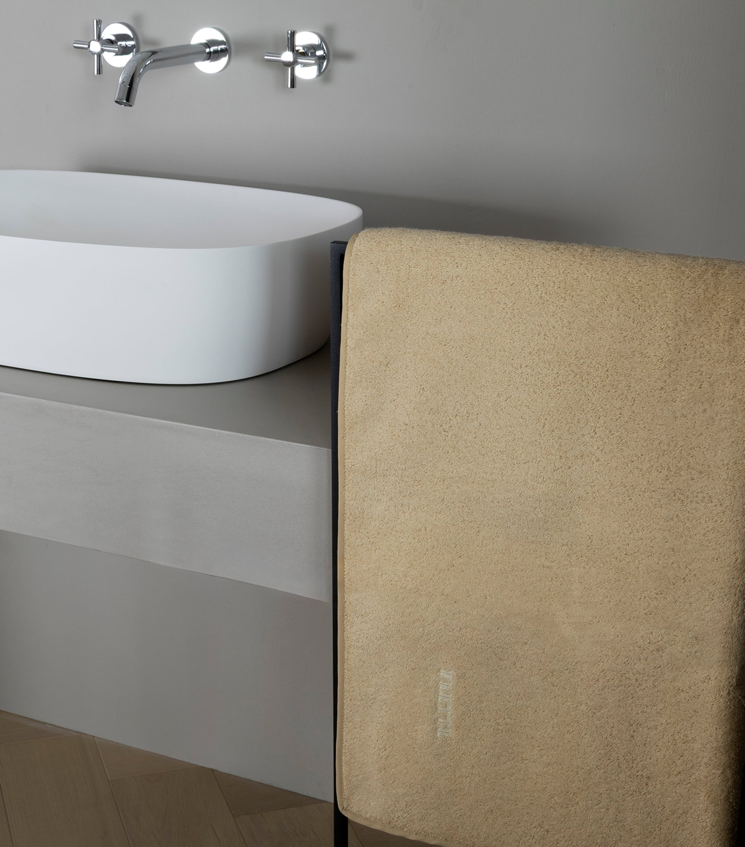 Frette Cotton Unito Bath Sheet (100cm x 150cm) Golden Beige Image 2