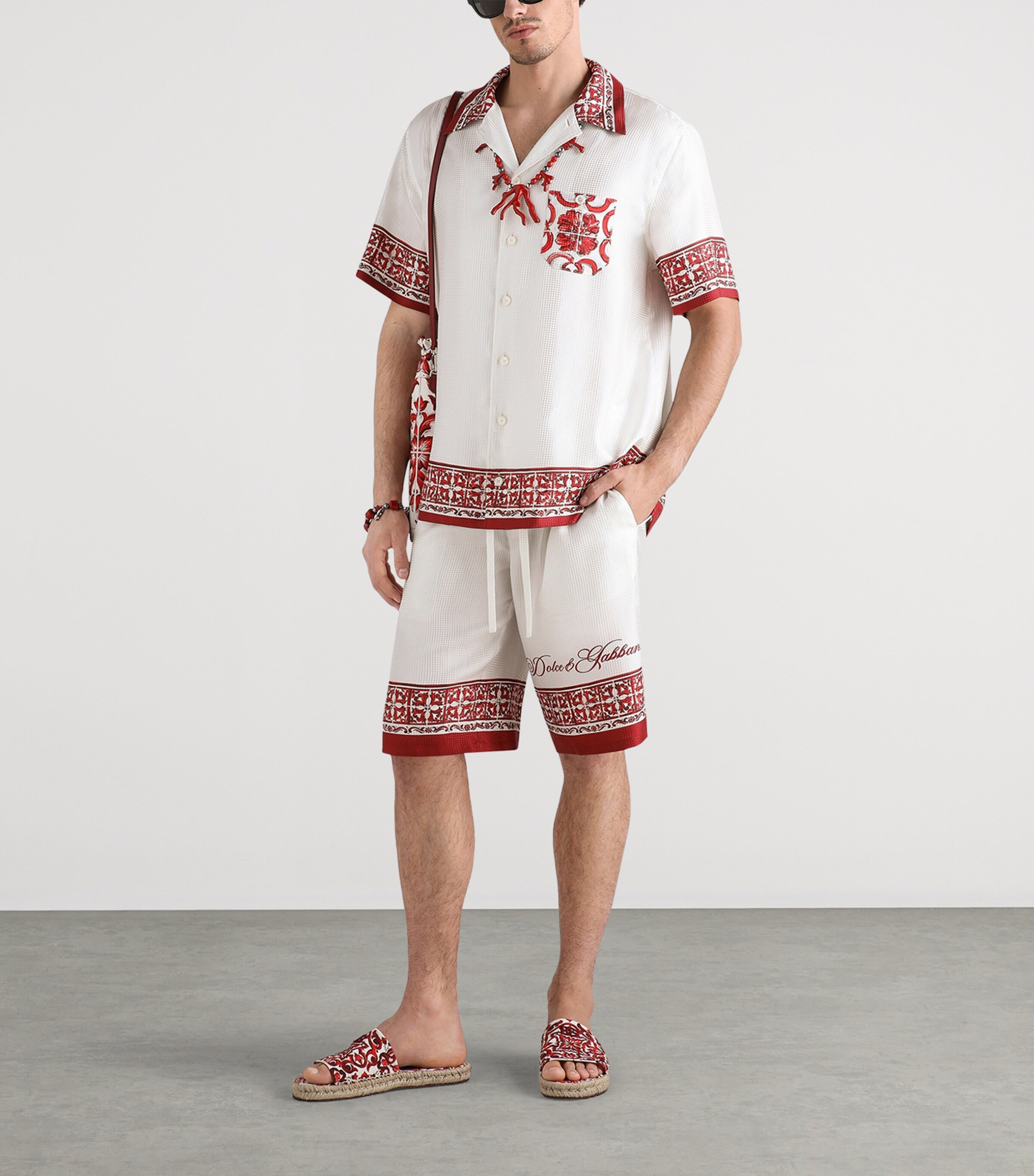 Dolce&Gabbana Mens Silk Printed Shorts Maiolica Ru Image 2