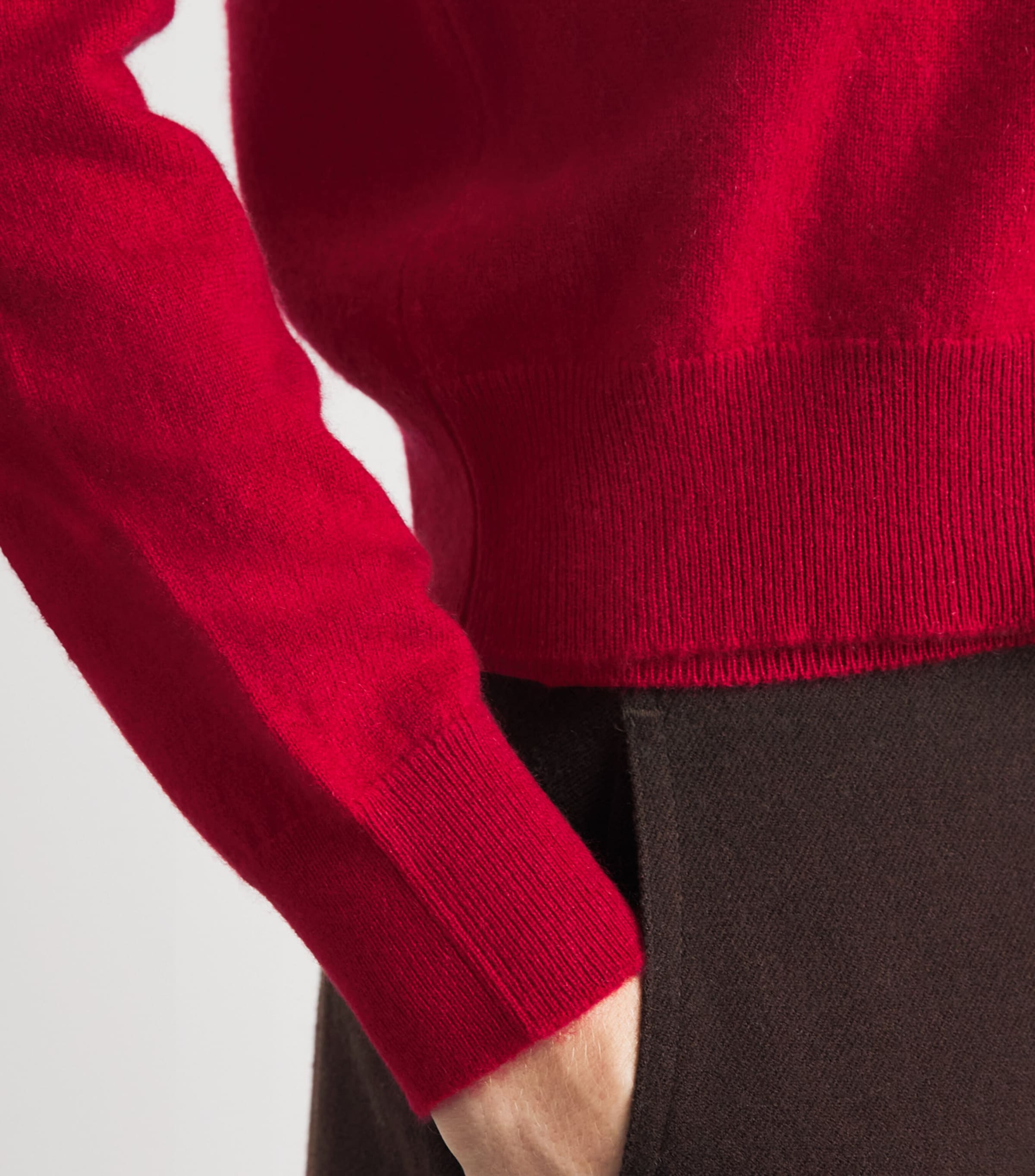 Johnstons Of Elgin Womens Cashmere Iris Cardigan Claret Image 3