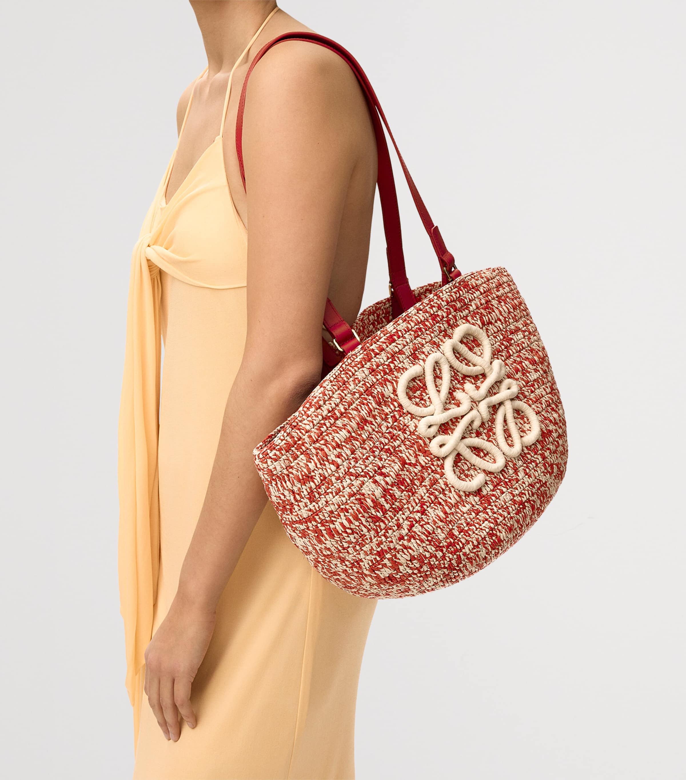 LOEWE x Paula’s Ibiza Medium Eclipse Basket Bag Red Image 7