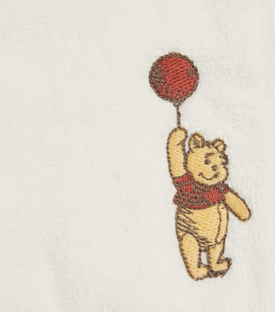 x Winnie The Pooh Towel and Bath Mitt Set WHITE Image 4