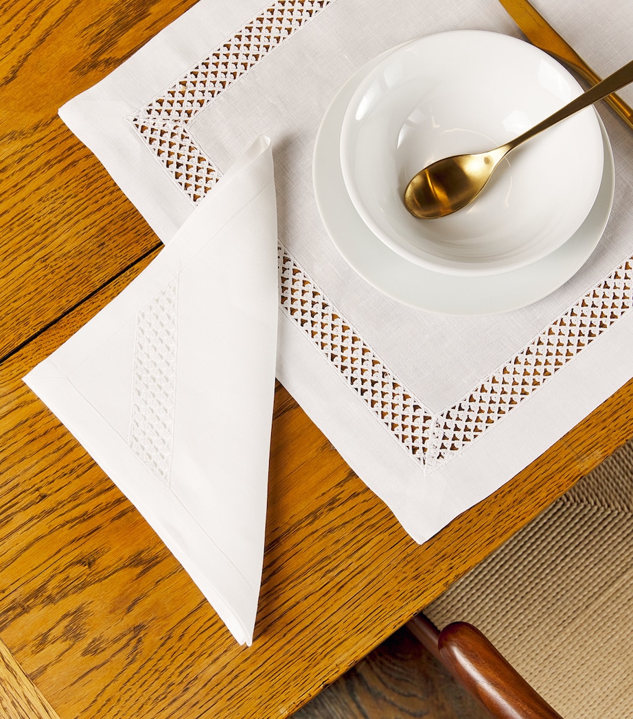 Linen Embroidered Liri Napkin (45cm x 45cm) WHITE/WHITE Image 3