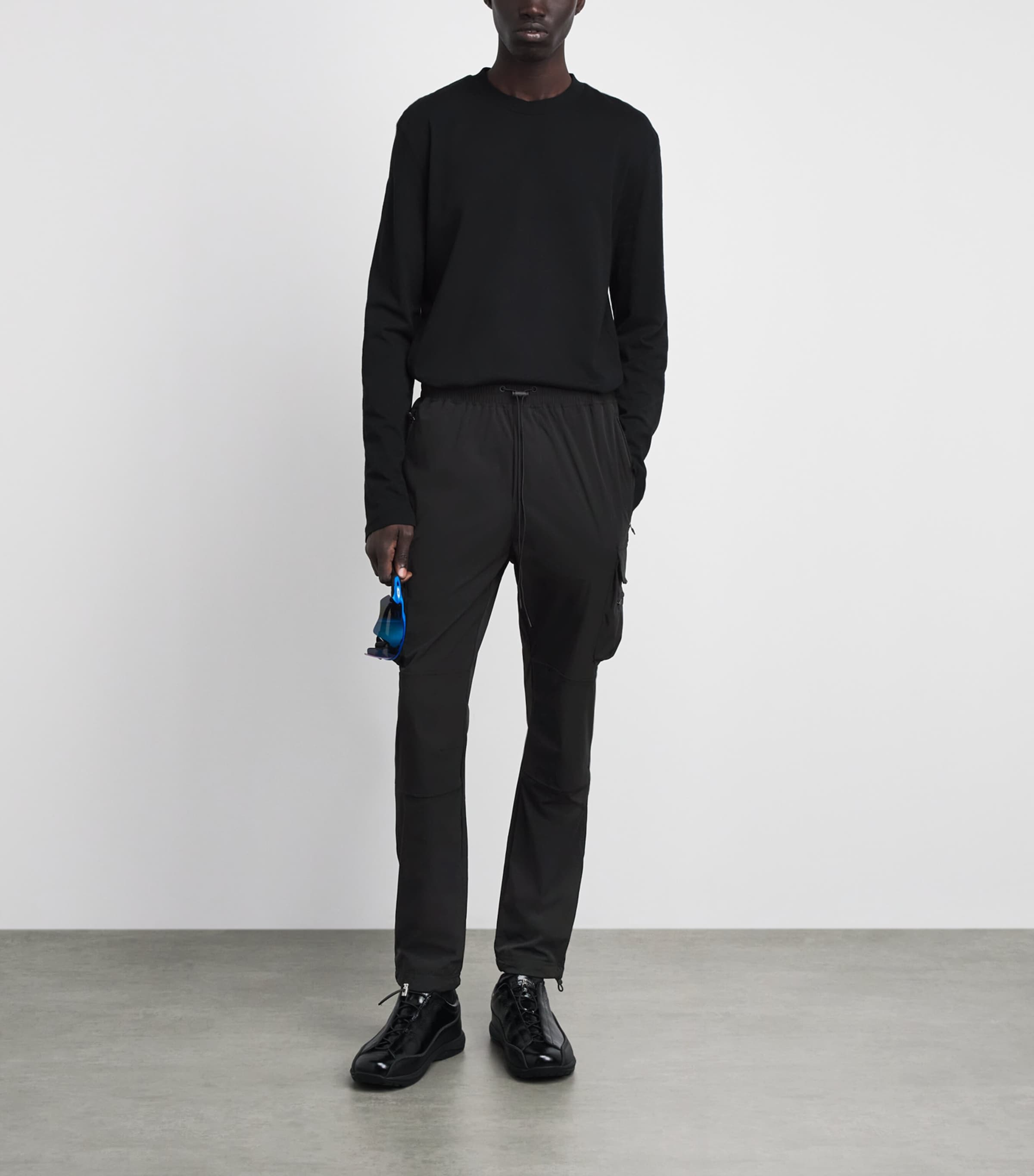 Represent 247 Mens 247 Cargo Trousers Jet Black Image 2
