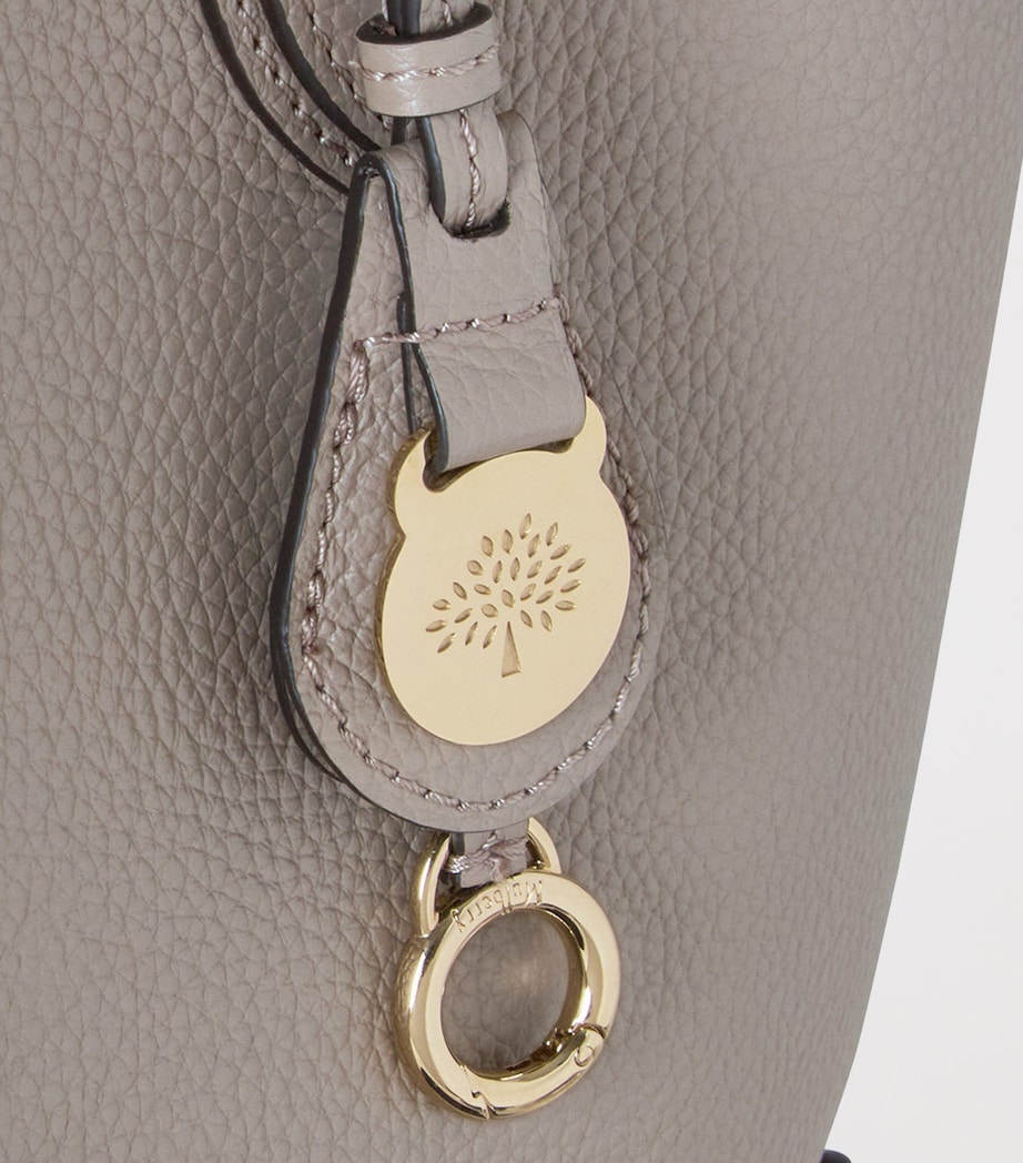 Leather East West Tote Bag CASHMERE TAUPE Image 4