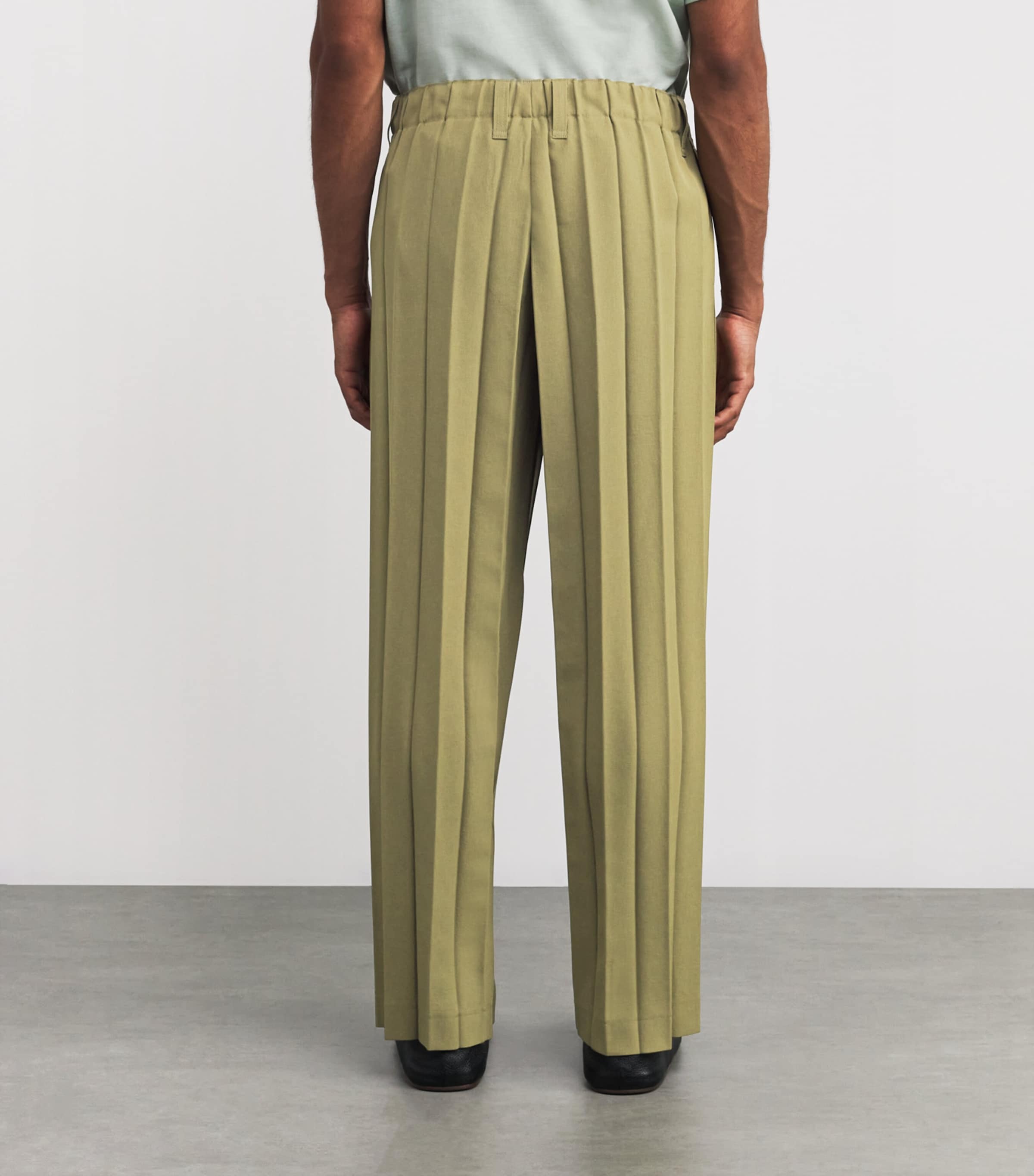 Homme Plissé Issey Miyake Mens Pleated Edge Ensemble Trousers Khaki Image 4