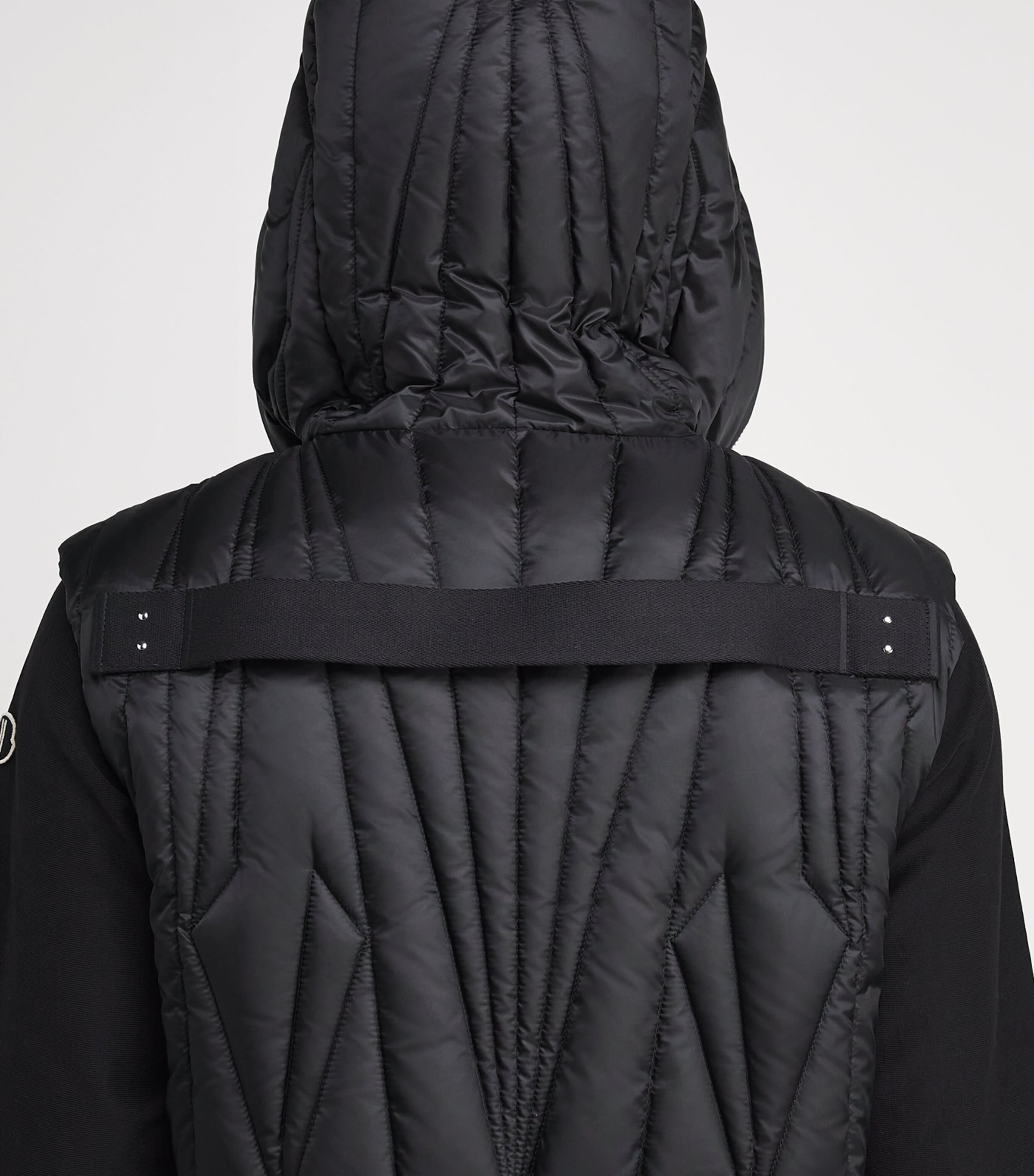 x Moncler Down Geocamo Gilet 999 - BLACK Image 6