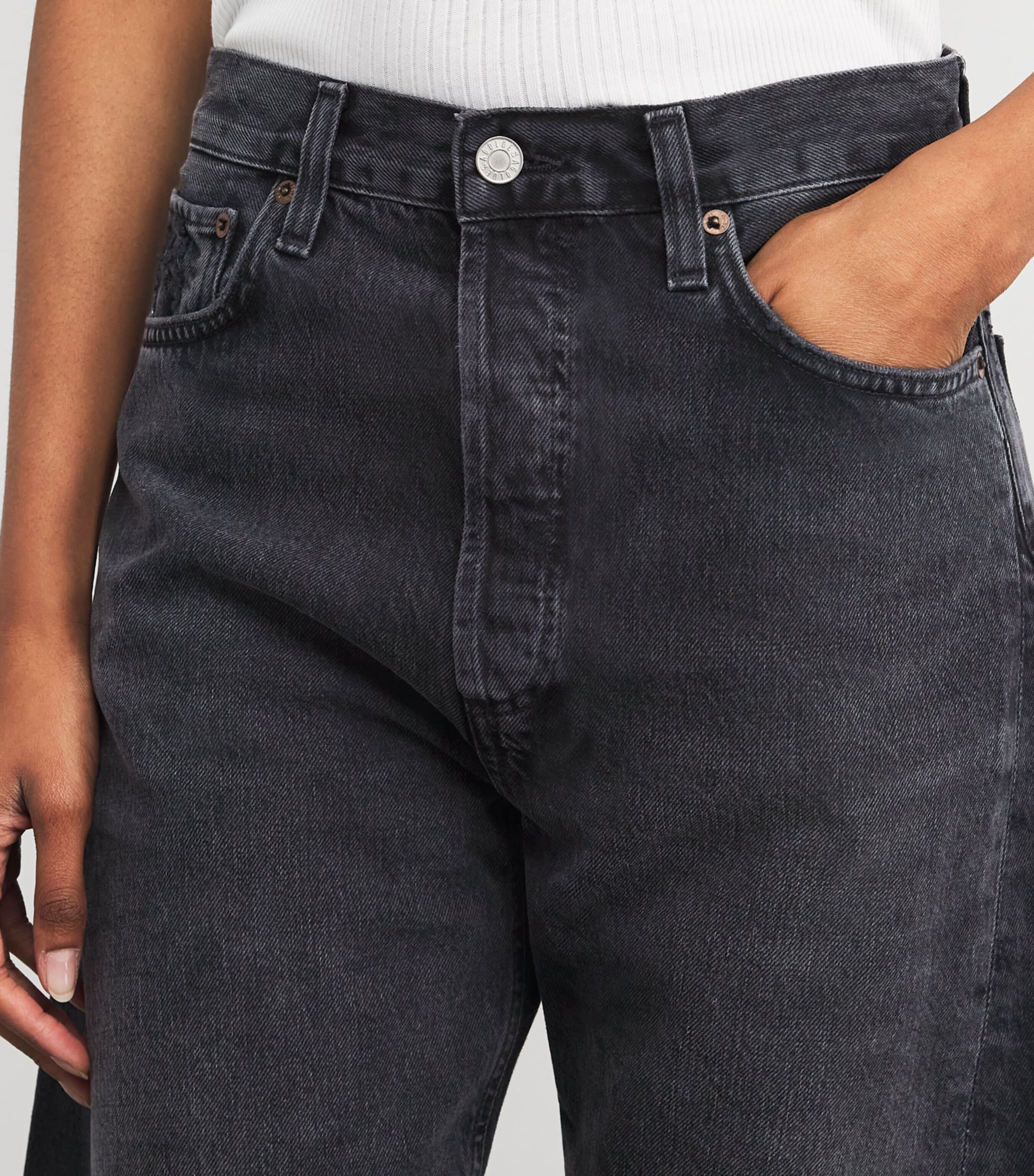 Luna Barrel-Leg Jeans POSSESS Image 6