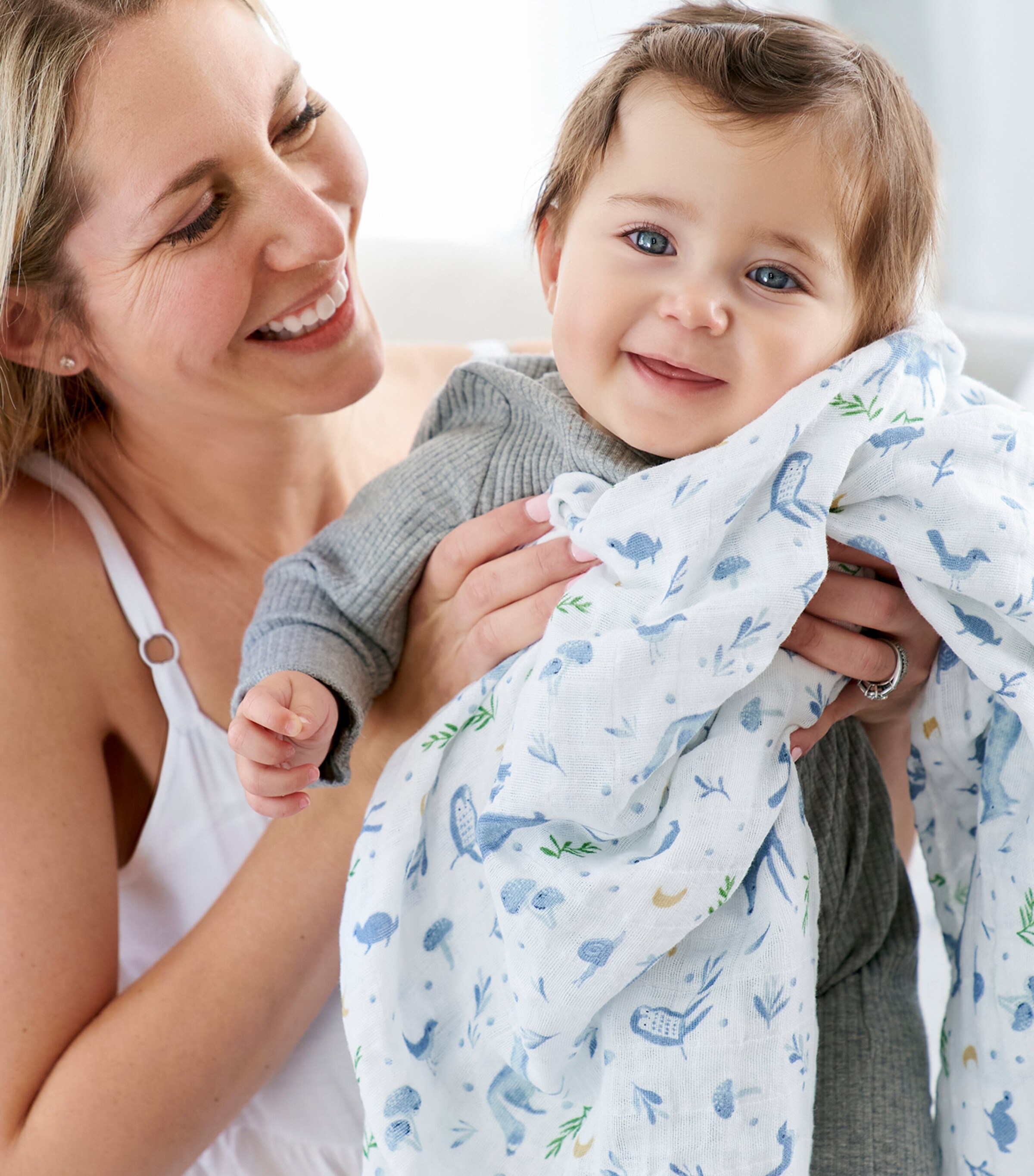 aden + anais Outdoor Swaddles (Set of 4) Outdoors Image 8