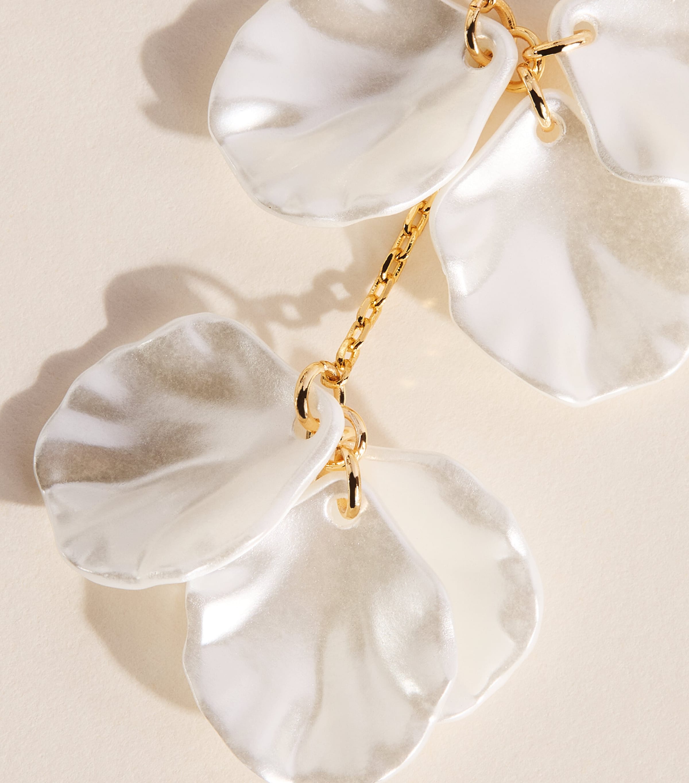 Self-Portrait Faux Pearl Petal Drop Earrings Pearl Image 4