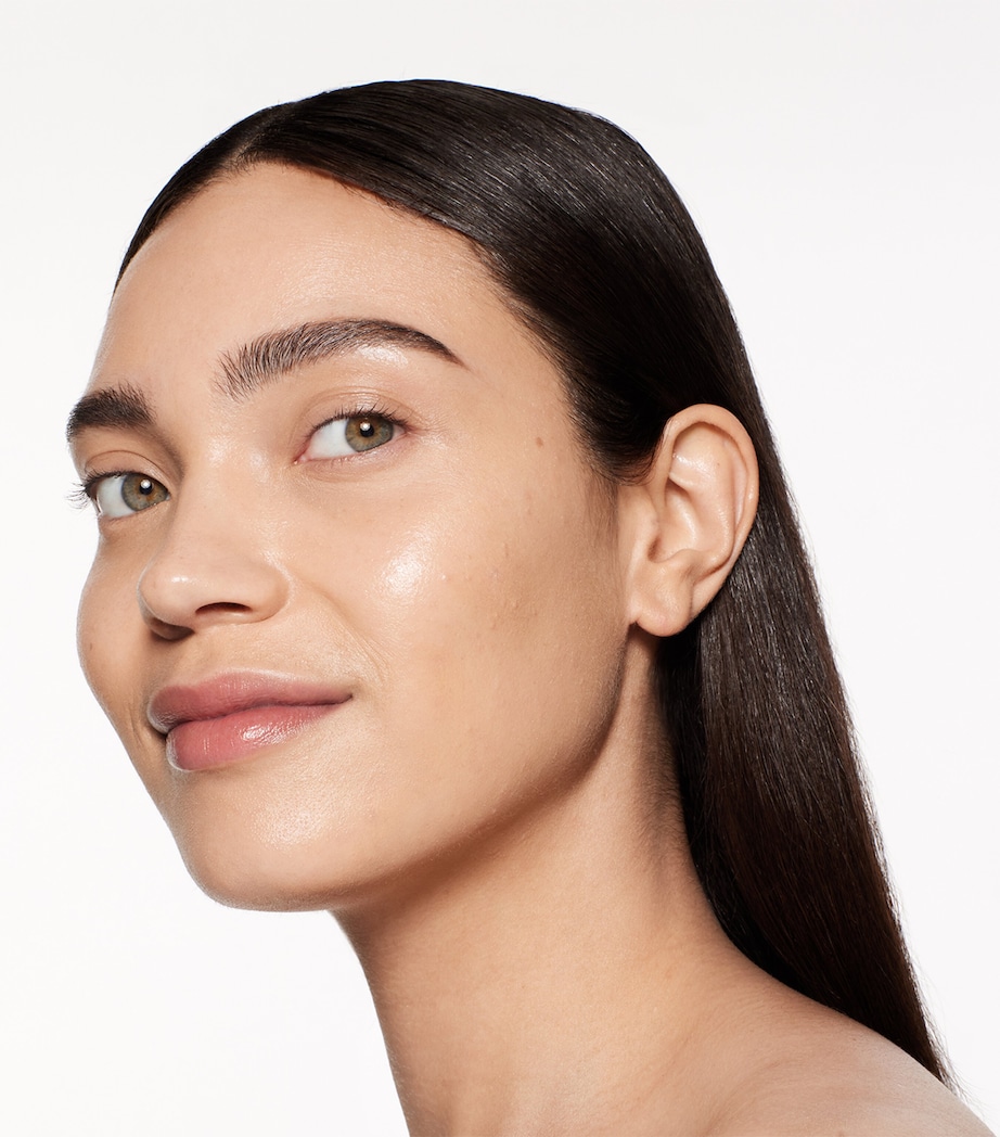 Revitalessence Skin Glow Foundation SPF 30 330 BAMBOO Image 3