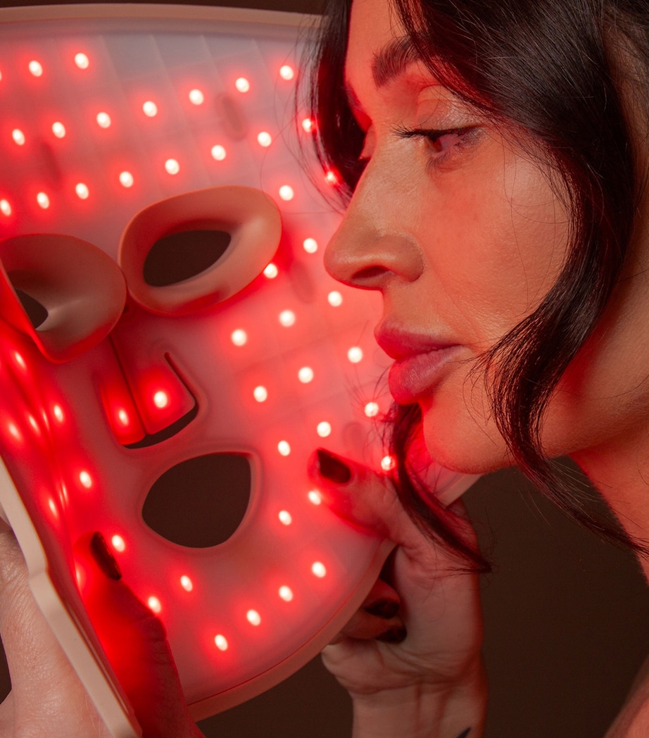BEAUTIFECT LED Mask Image 7
