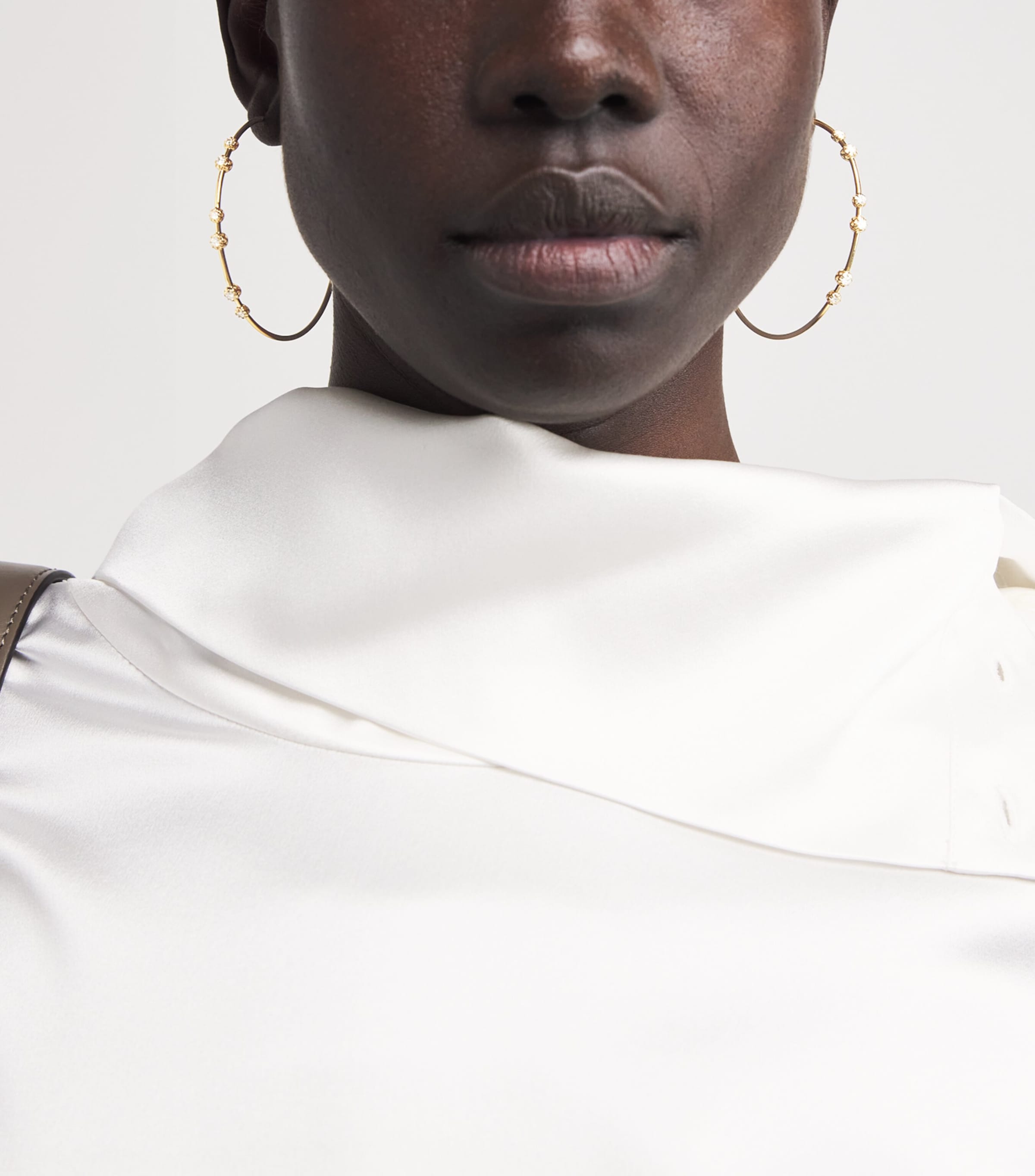 Yellow Gold and Diamond Sophia Hoop earrings YELLOW GOLD Image 2