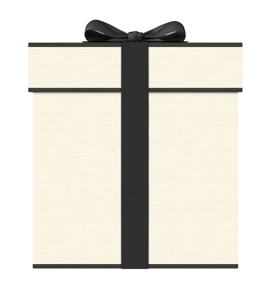 Jo Malone London English Pear & Freesia Candle (600g) Image 2