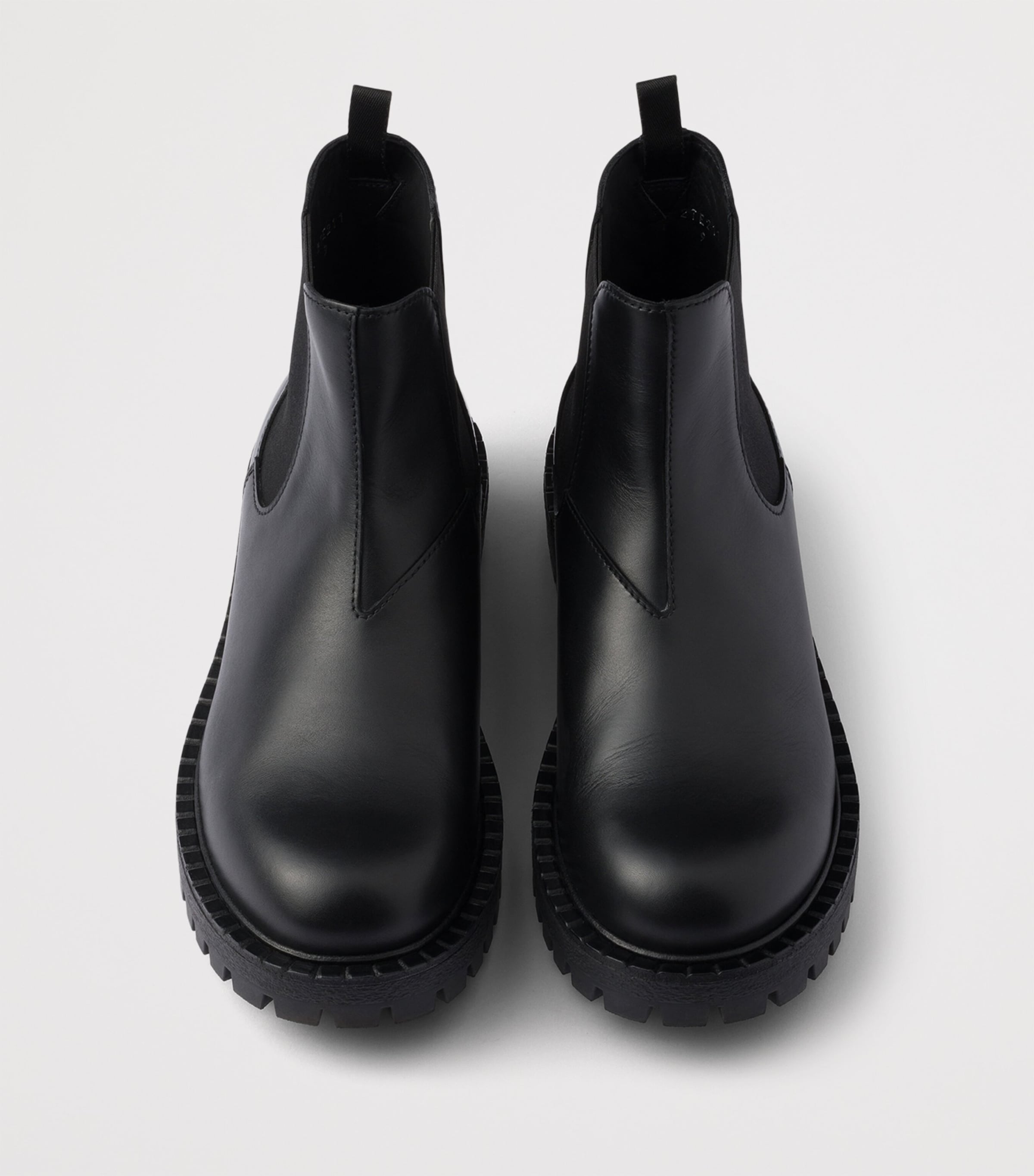 Calfskin Chelsea Boots F0002 Image 4