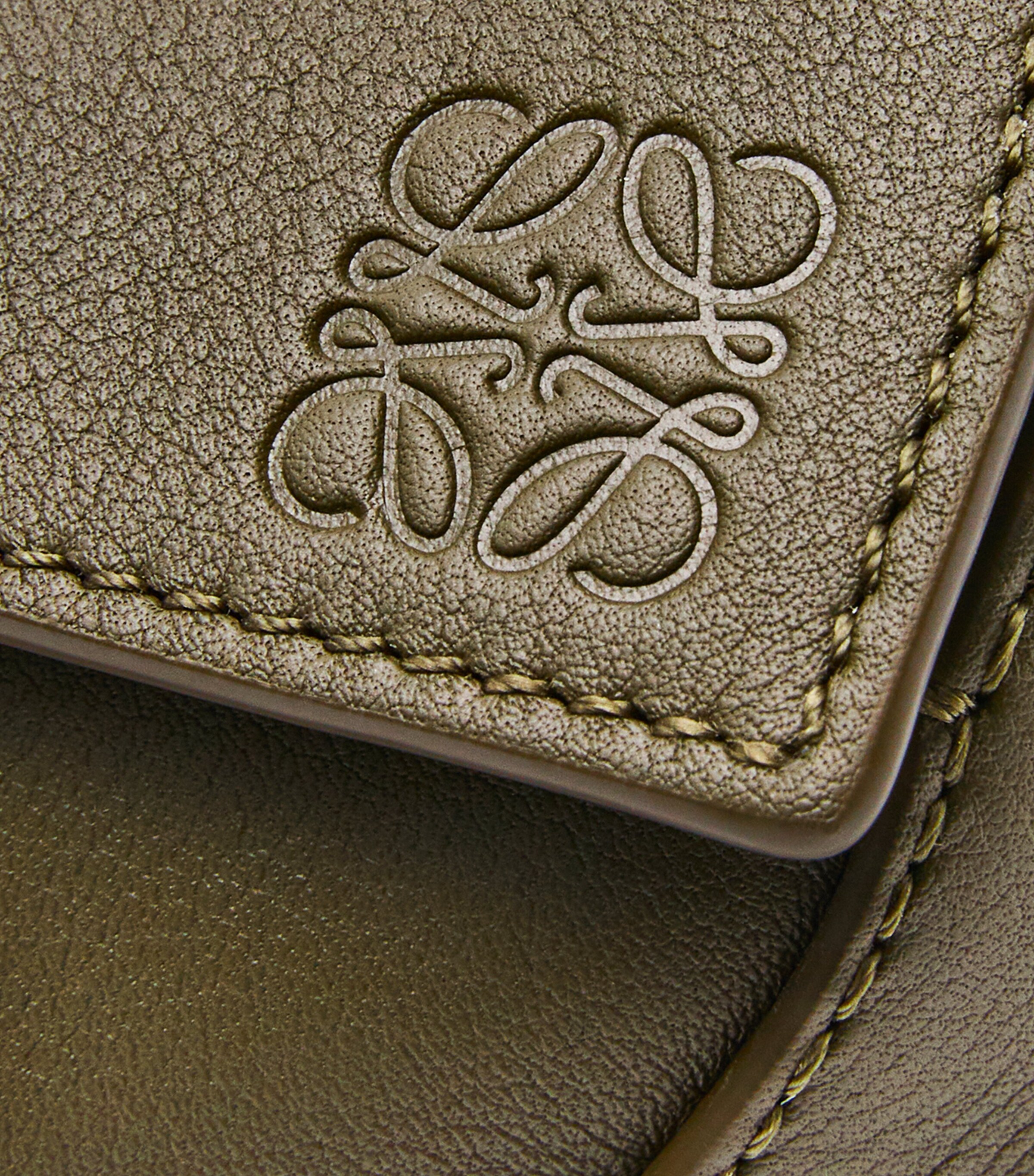 Mini Leather Puzzle Edge Top-Handle Bag DARK KHAKI GREEN Image 7