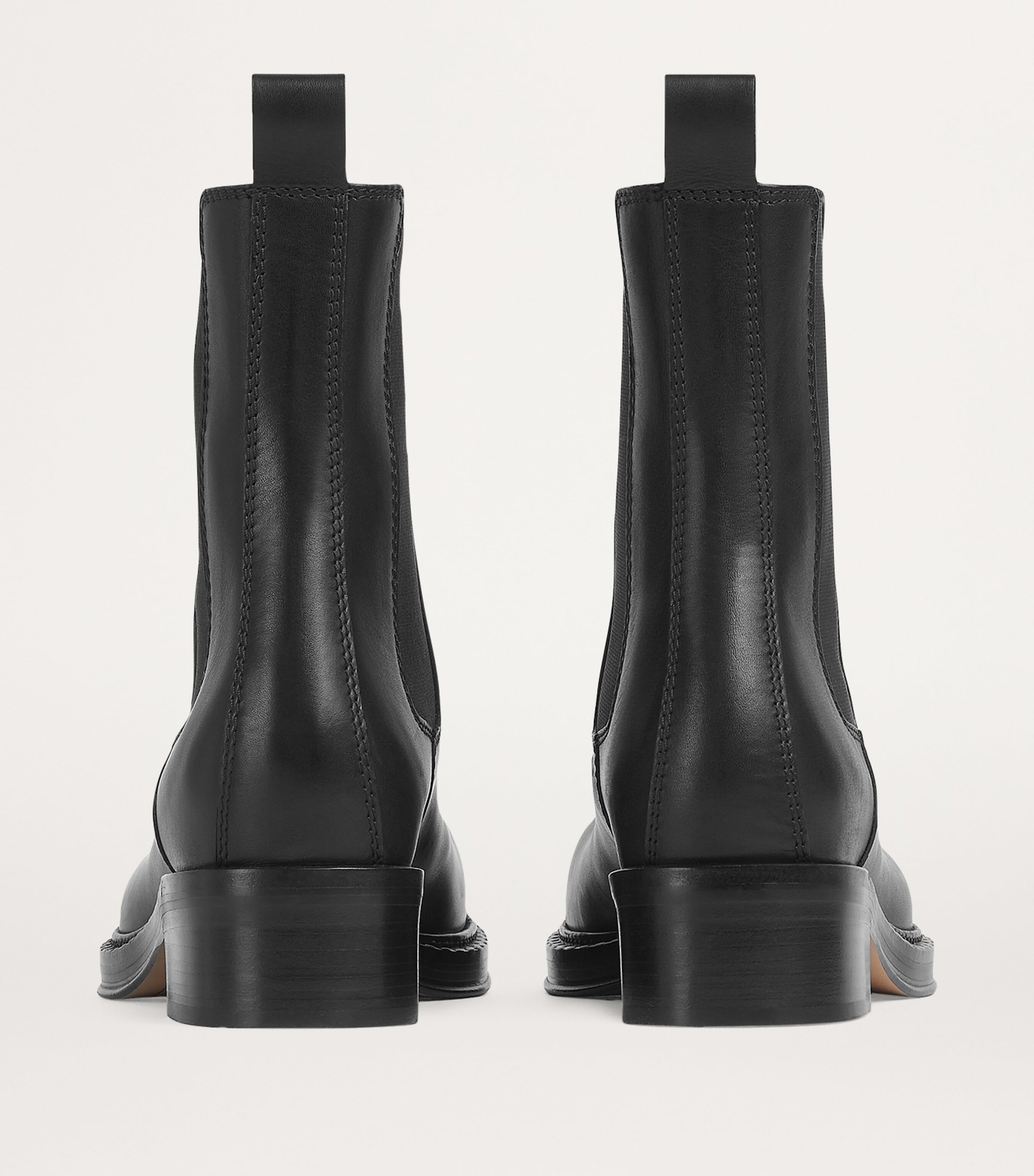 Bottega Veneta Leather Cliff Chelsea Boots Image 2